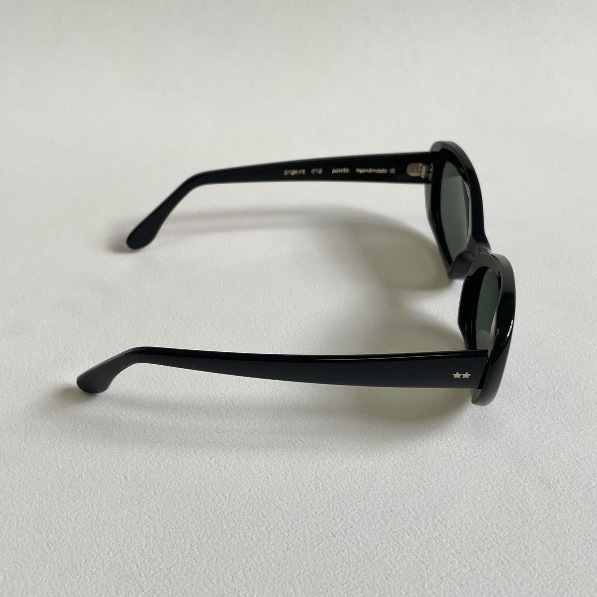 Cutler and Gross 70’s Style Black Oval ‘Cat Eye’ Sunglasses Size ONE SIZE - 7 Thumbnail