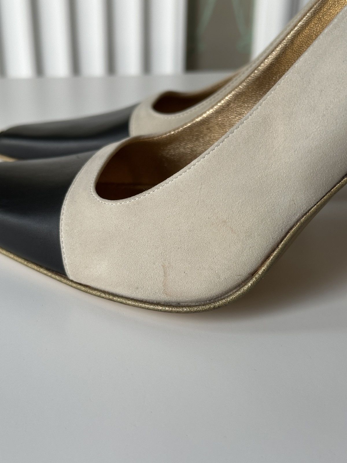 Gucci Gucci Nubuck Beige Black Metal Toe Heels Size 38 US 8 Size US 8 / IT 38 - 13 Thumbnail