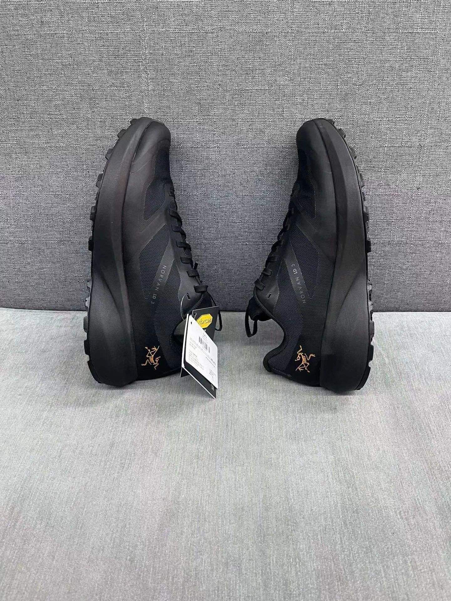 Arc'teryx Arcteryx Norvan LD 3 Gore-Tex B&G 41. Tried tags Size US 8 / EU 41 - 4 Thumbnail