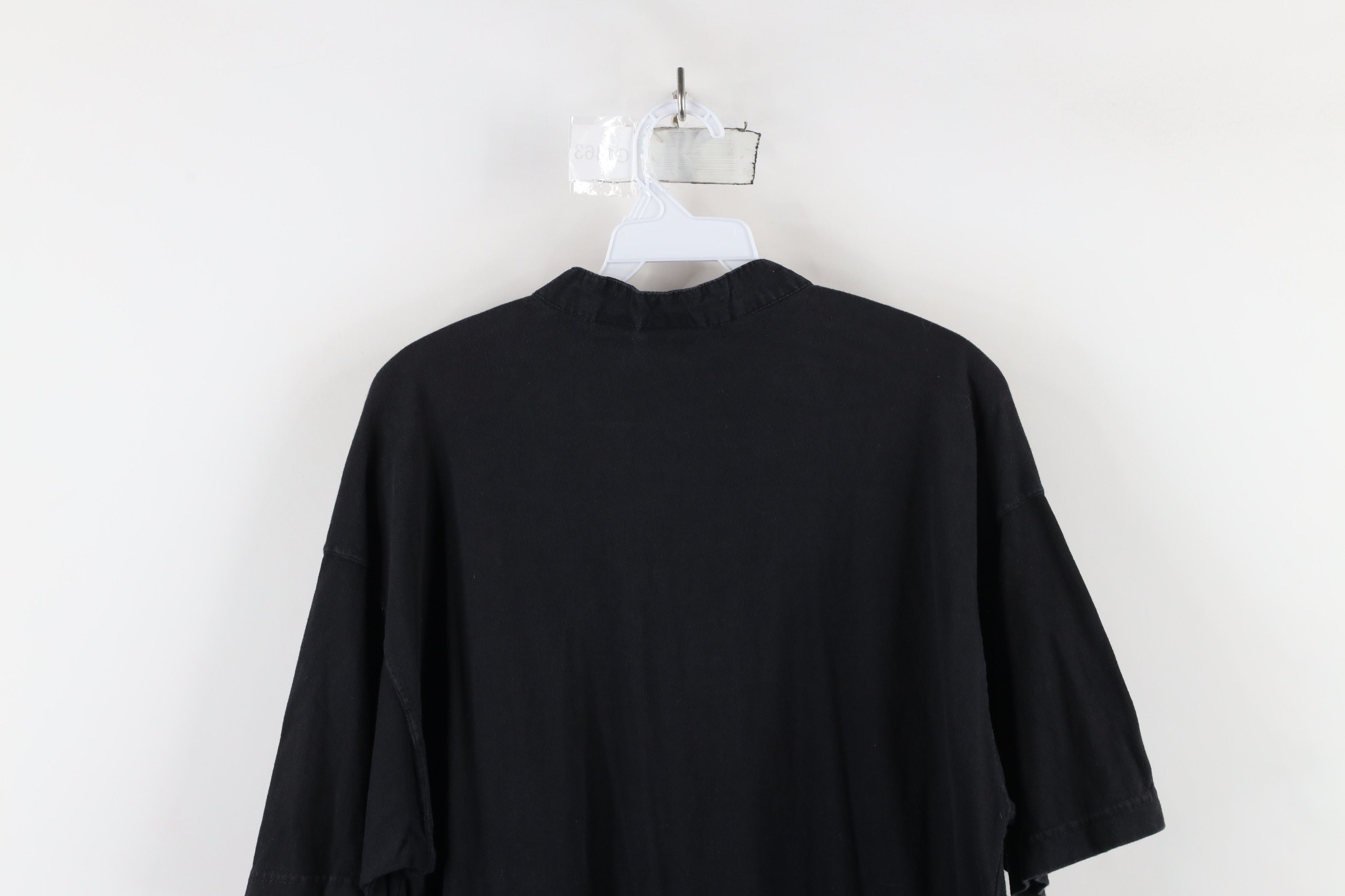 Vintage Vintage 90s Streetwear Short Sleeve Henley T-Shirt Black Size US L / EU 52-54 / 3 - 8 Thumbnail
