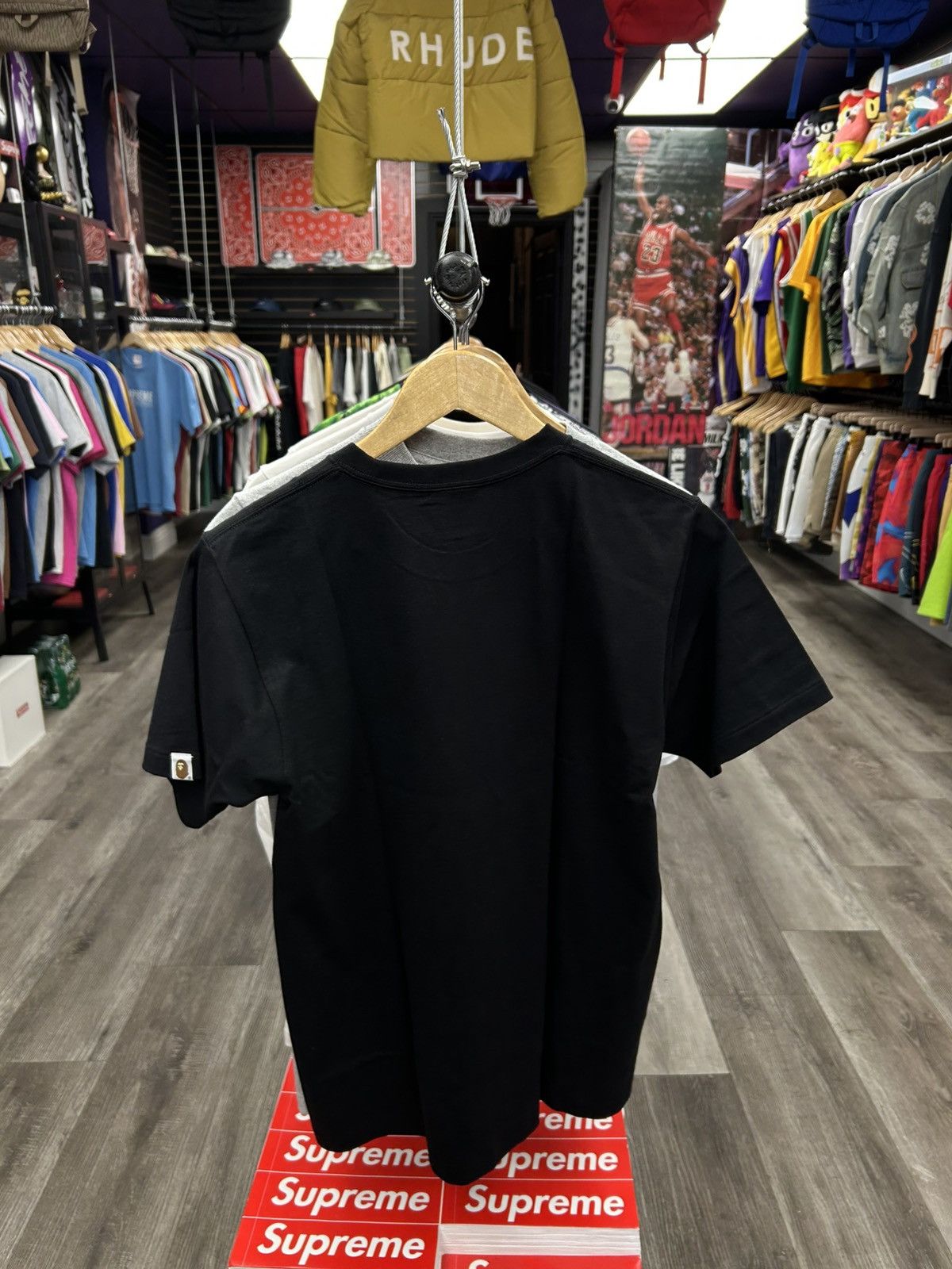 Bape A Bathing Ape T-shirt Size US M / EU 48-50 / 2 - 2 Thumbnail
