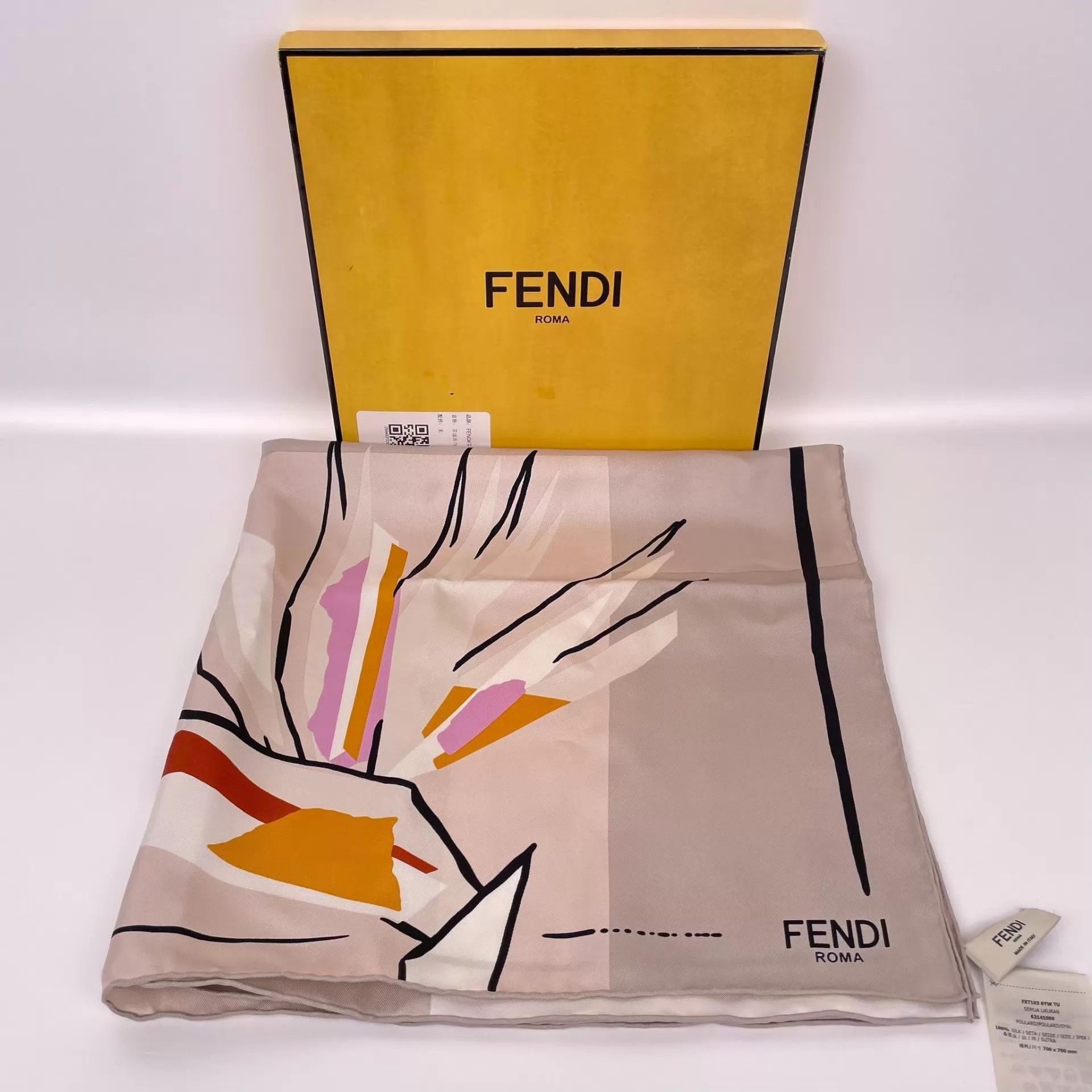 Fendi Fendi women's 70x70 s-grade silk scarf Size ONE SIZE - 1 Thumbnail