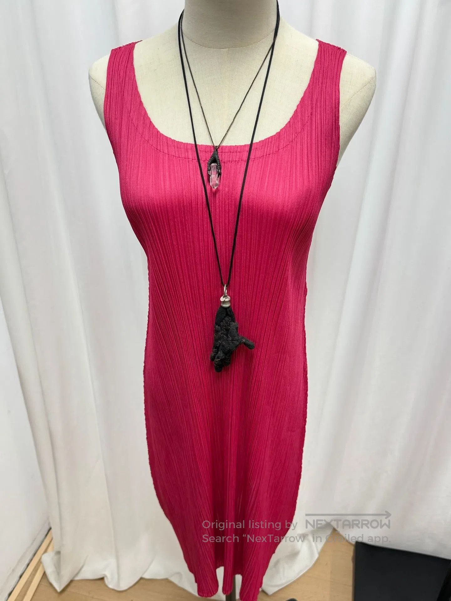 Pleats Please Issey Miyake Pleats Please Issey Miyake Pink Pleated Sleeveless Dress. Size L / US 10 / IT 46 - 8 Thumbnail