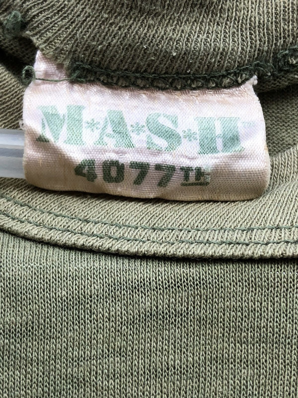 Vintage Vintage Army Movie MASH 4077 Tshirt Size US XS / EU 42 / 0 - 13 Thumbnail