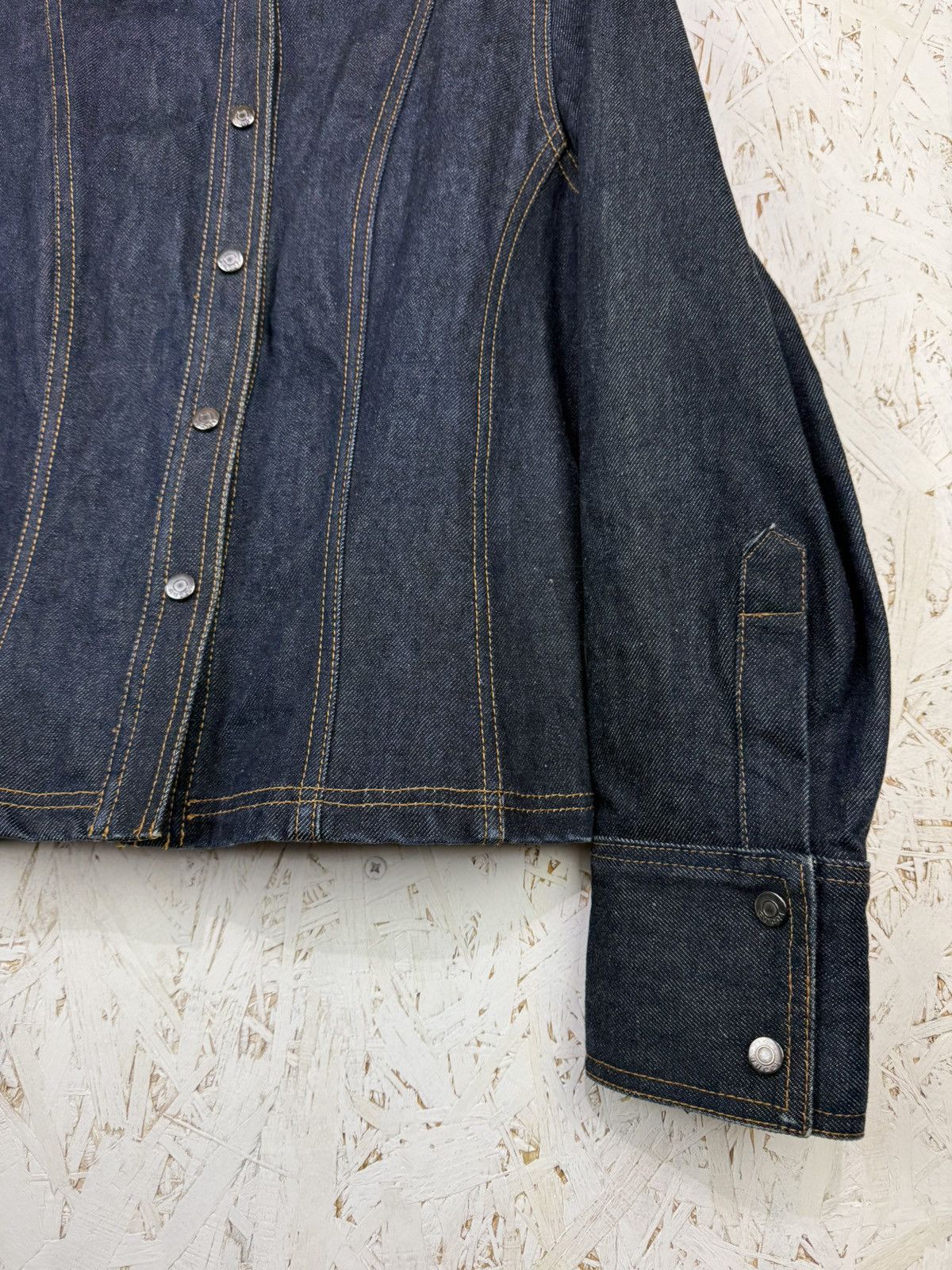 Gucci 90s Gucci Tom Ford SS99 Snap Button Denim Jacket Blue 40 Size S / US 4 / IT 40 - 4 Thumbnail