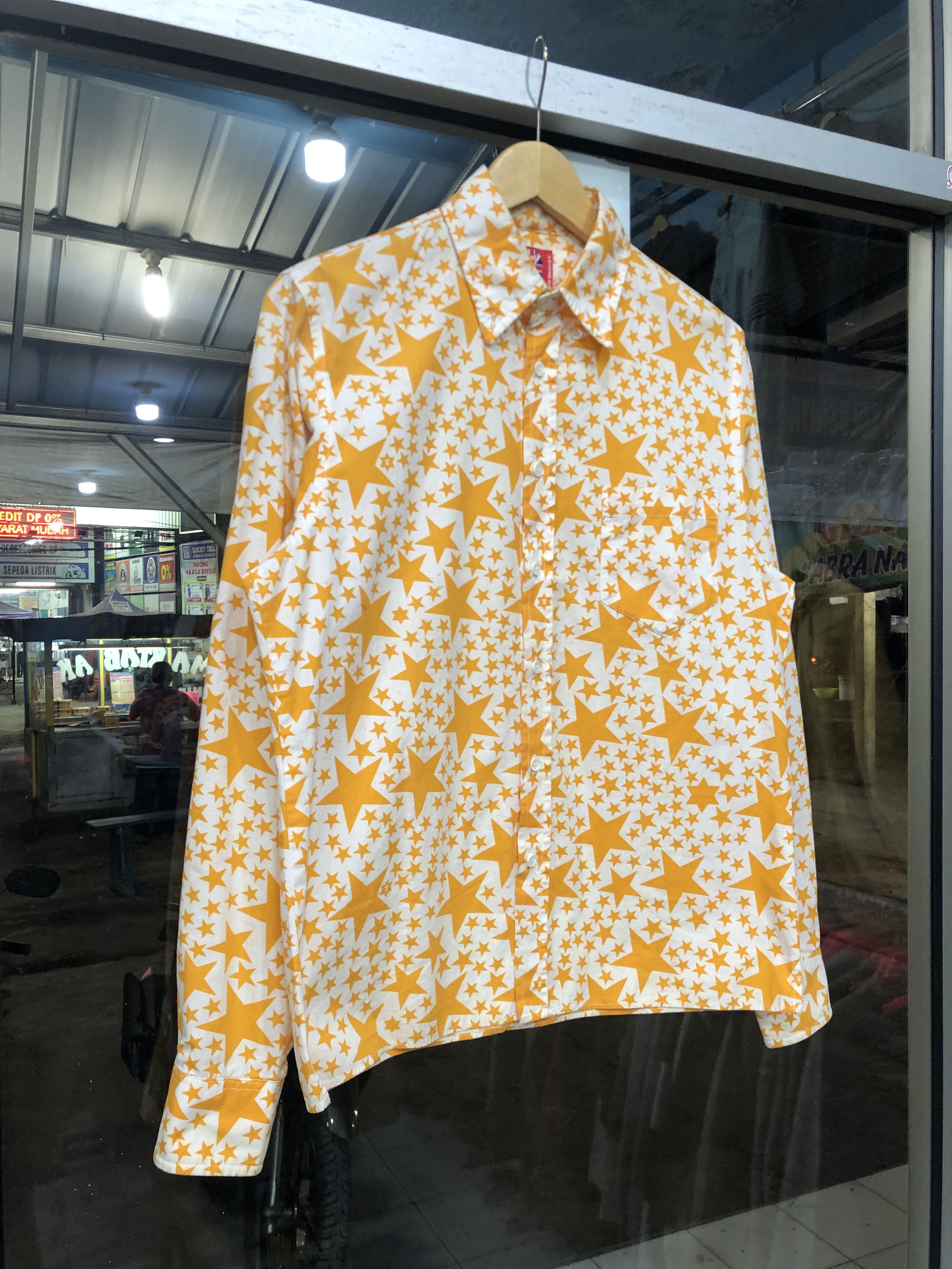 Bape × Nigo Bape star all over print Size US M / EU 48-50 / 2 - 3 Thumbnail