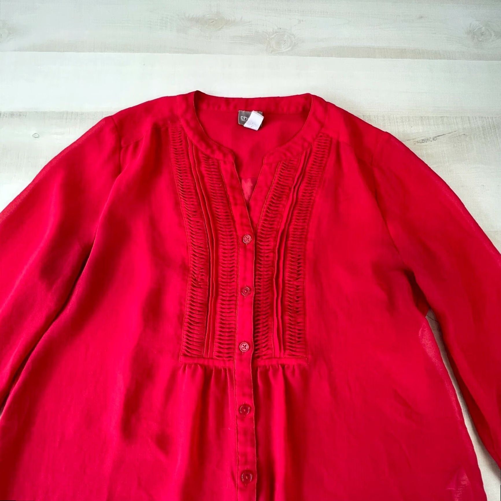 Vintage Chico's Red Semi Sheer 3/4 Sleeve Blouse Top Womens Small Flowy Button Shirt Size S / US 4 / IT 40 - 2 Thumbnail