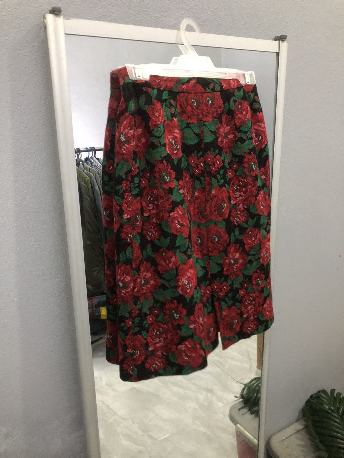 Hanae Mori Vintage Hanae Mori Floral Knit Skirt Japan Label Size 25" / US 0 / IT 36 - 9 Thumbnail