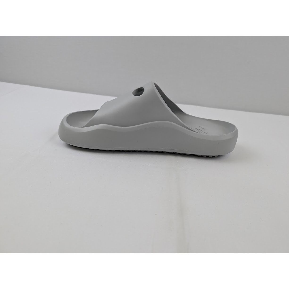 Off-White o1rshd1 Meteor Padded Slider in Light Grey Size US 8 / EU 41 - 8 Thumbnail