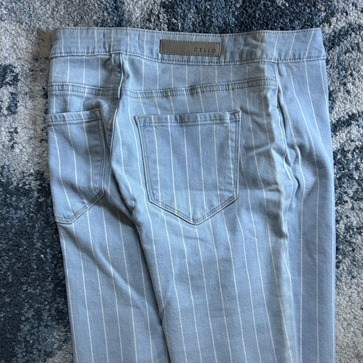 Other PALE BLUE STRiPED CELLO JEANS STRETCH FLARED BOOTCUT RAW HEM Size 28" / US 6 / IT 42 - 3 Thumbnail