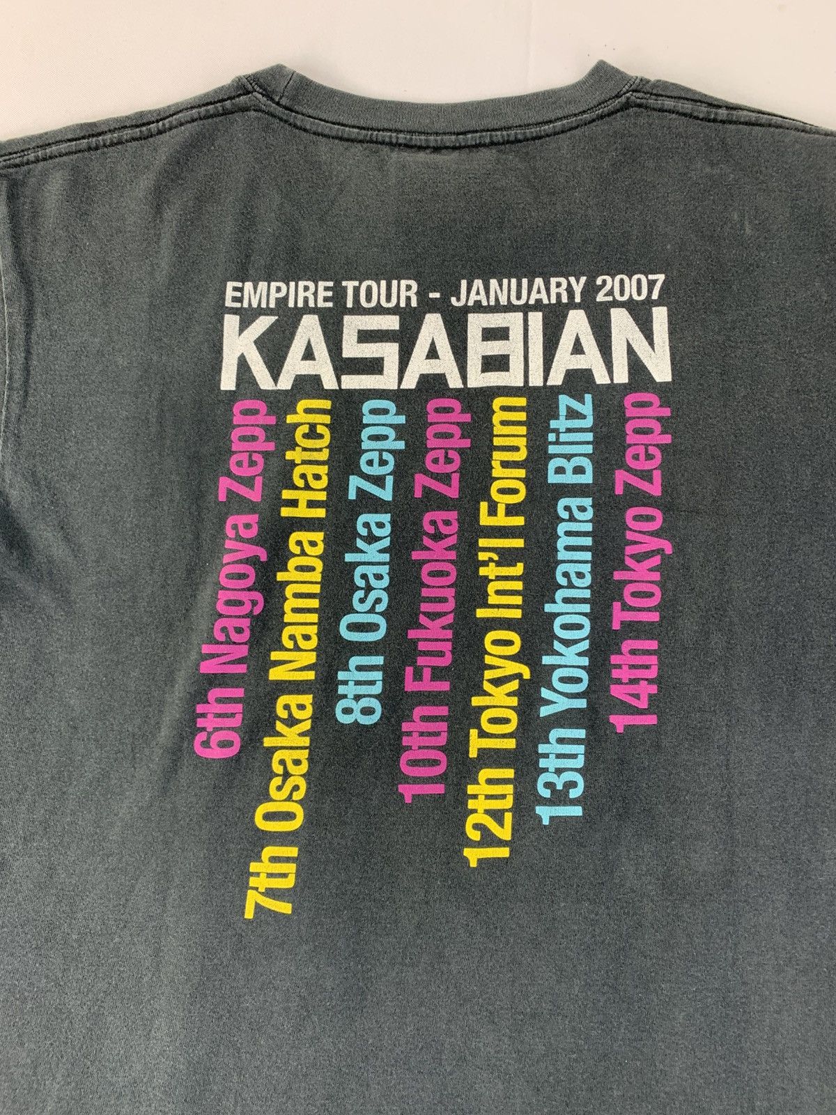 Band Tees × Rock Revival × Vintage Y2k Kasabian English Rock Band Britpop Empire Japan Tour 07 Size US L / EU 52-54 / 3 - 5 Thumbnail