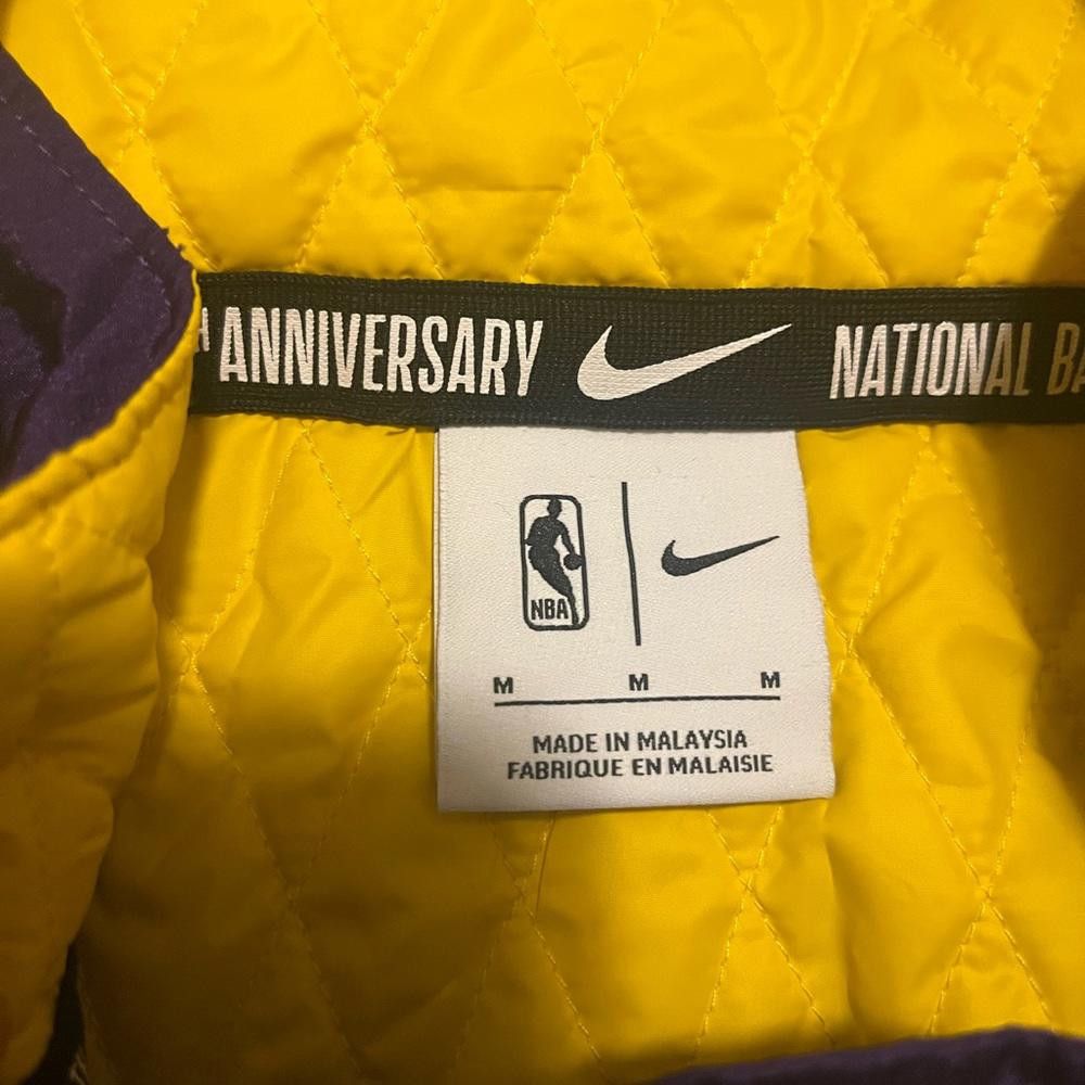 Nike Nike Men’s Los Angeles Lakers Courtside NBA Premium Jacket Sample Size US M / EU 48-50 / 2 - 12 Thumbnail