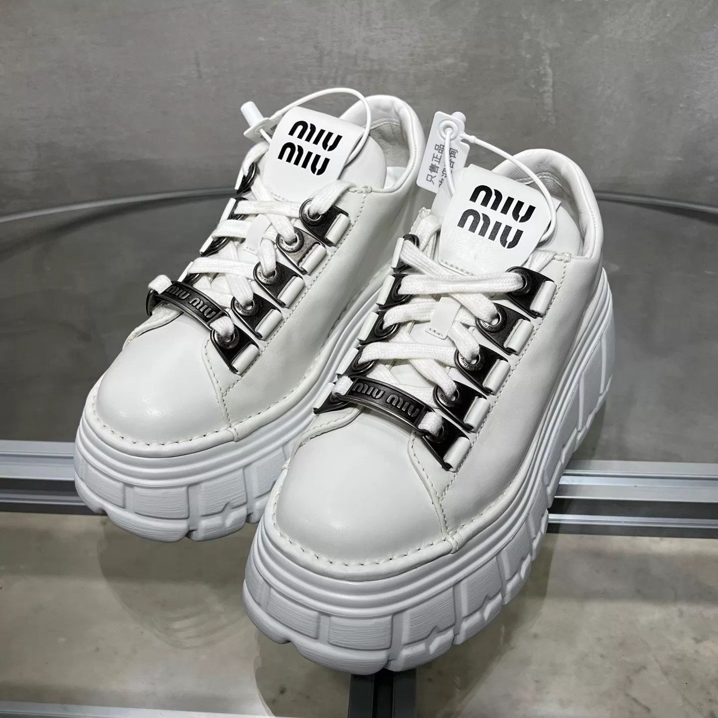 Miu Miu MIU MIU Women's White Metallic Punk Platform Derby Shoe 37 Size US 6.5 / IT 36.5 - 2 Thumbnail