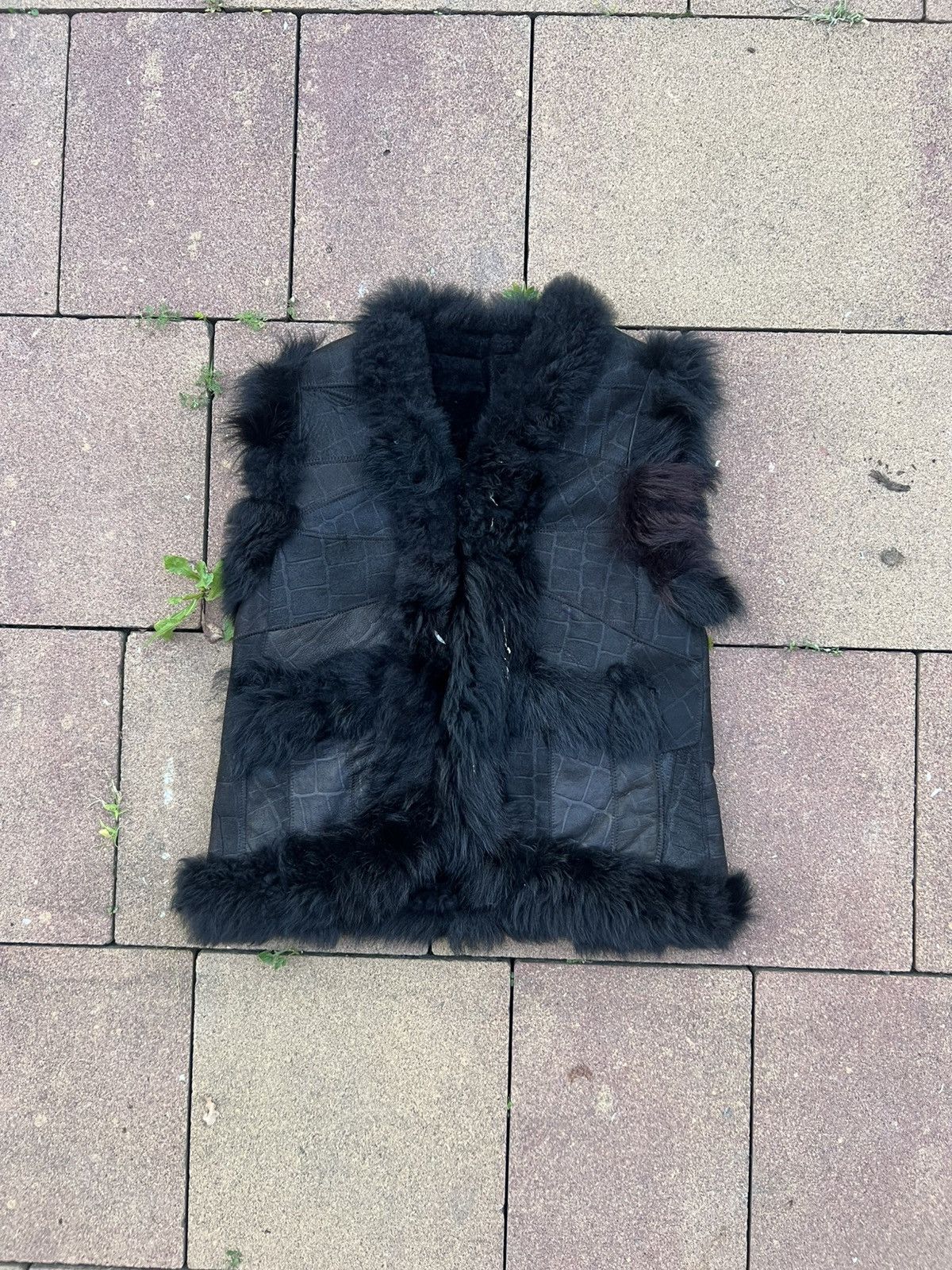 Japanese Brand Very Rare Japanese Balenciaga Style Real Fur Mohair Y2K vest Size US M / EU 48-50 / 2 - 6 Thumbnail