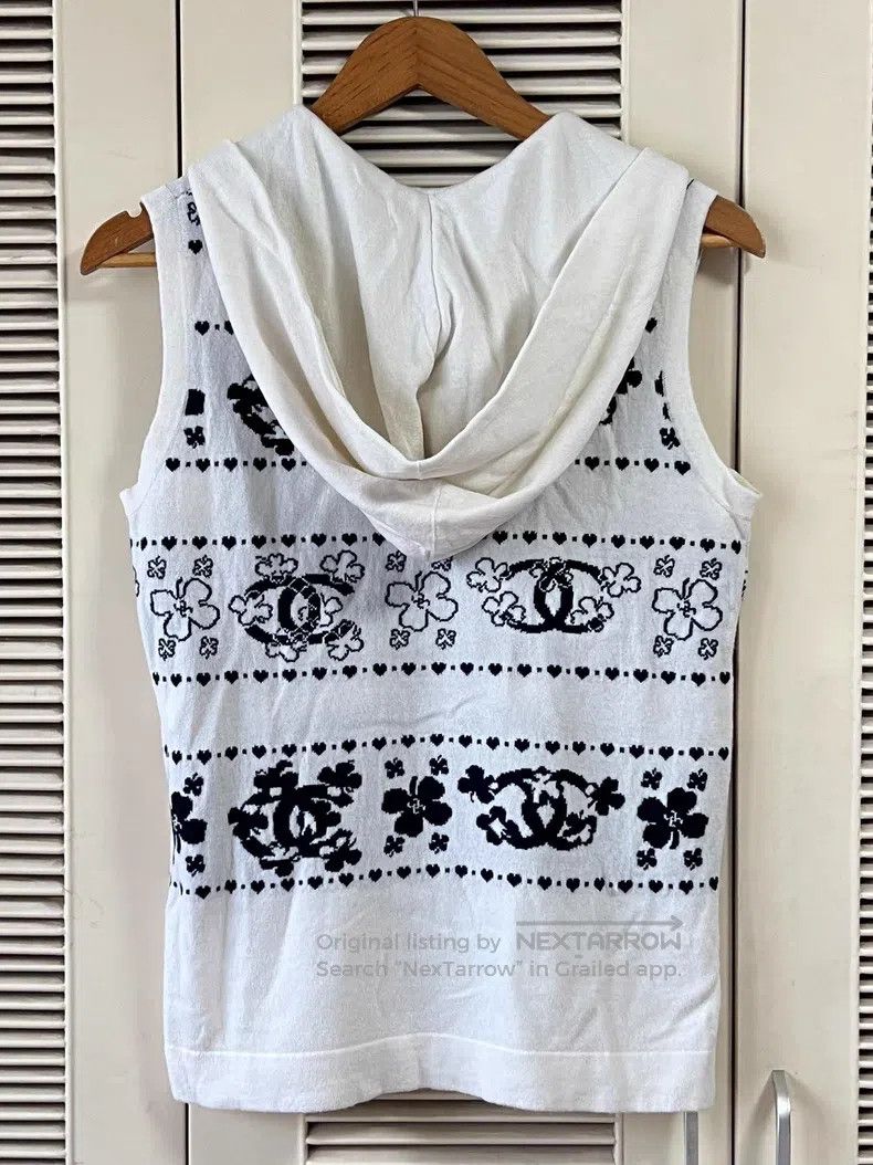Chanel Chanel Cashmere hooded vest Size XS / US 0-2 / IT 36-38 - 2 Thumbnail
