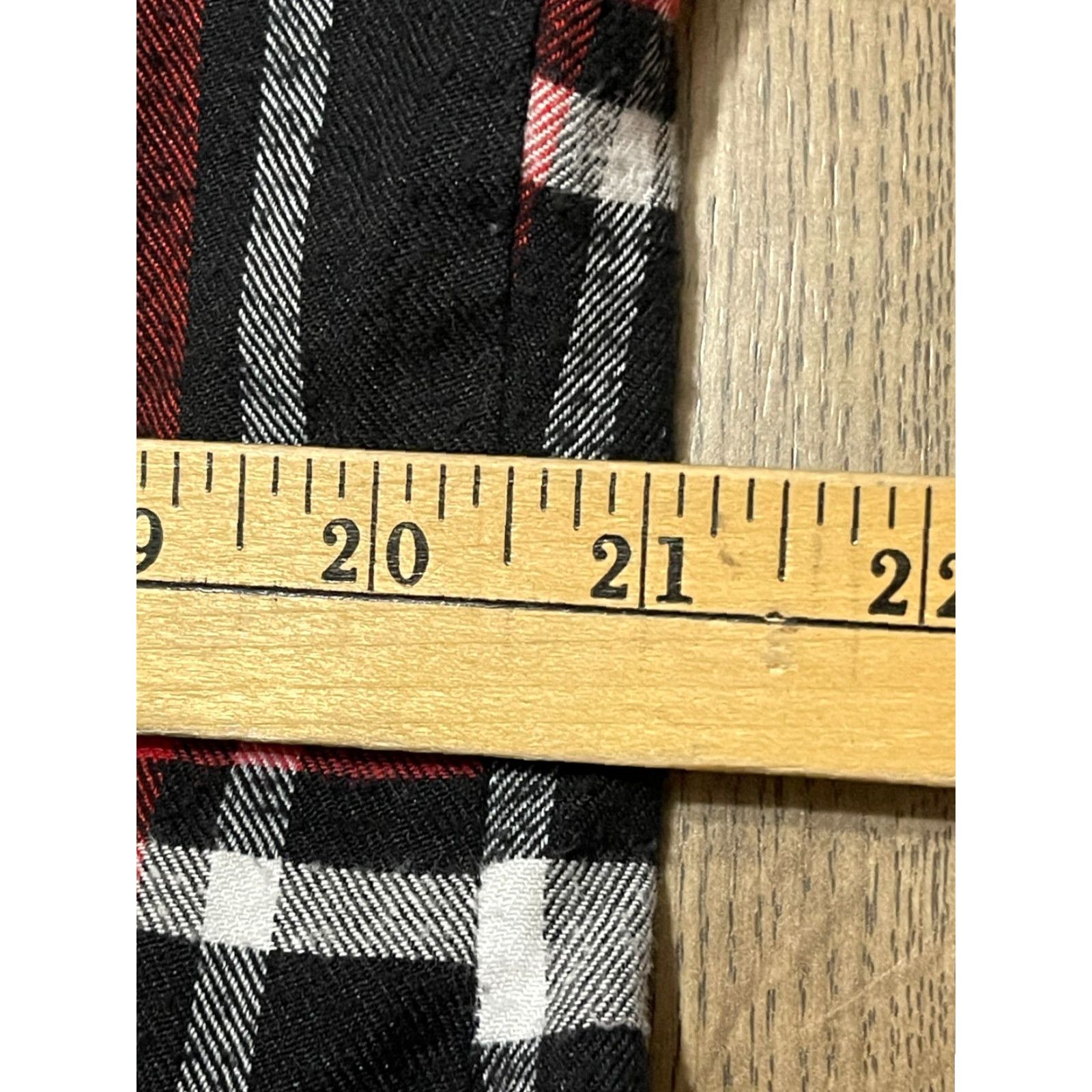 Vintage BTC Shirt Men's XL Black White Red Plaid Button Up with Hoodie Mens Size US XL / EU 56 / 4 - 6 Thumbnail