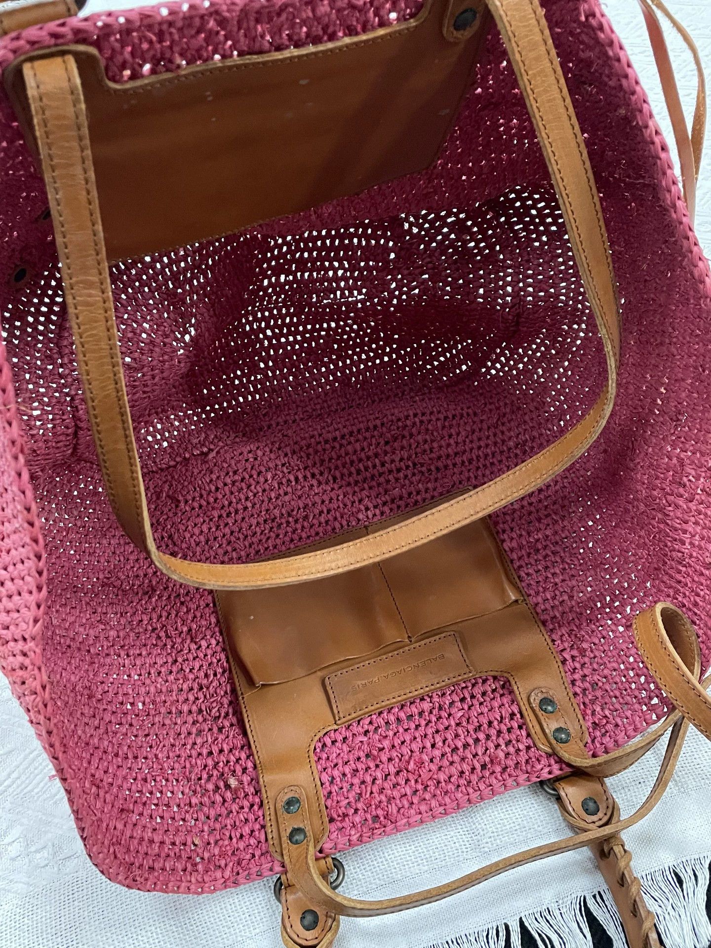 Balenciaga Balenciaga Pink Woven Handbag/Shoulder Bag Size ONE SIZE - 5 Thumbnail