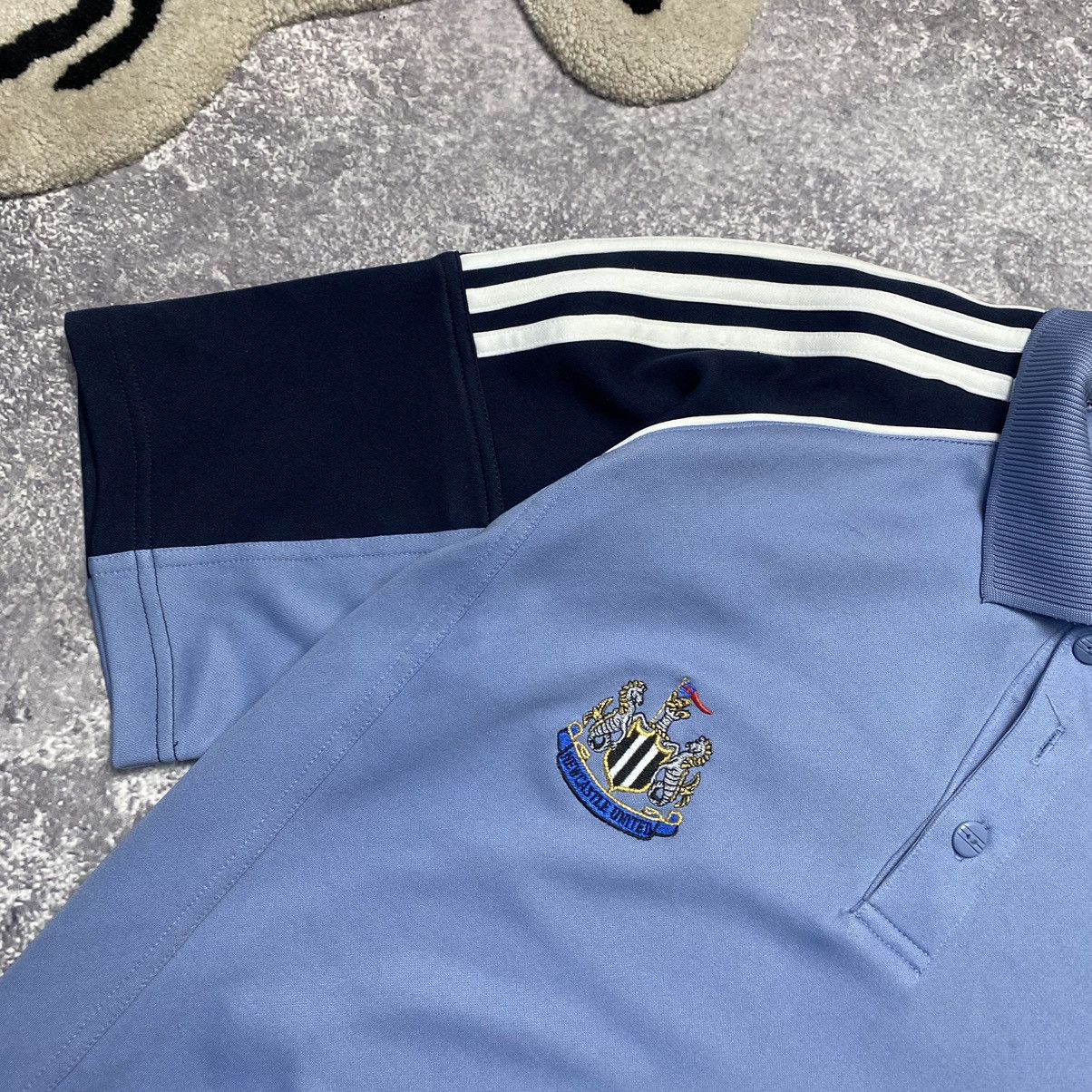 Adidas Vintage Adidas New Castle 2002 soccer jersey Size US M / EU 48-50 / 2 - 5 Thumbnail