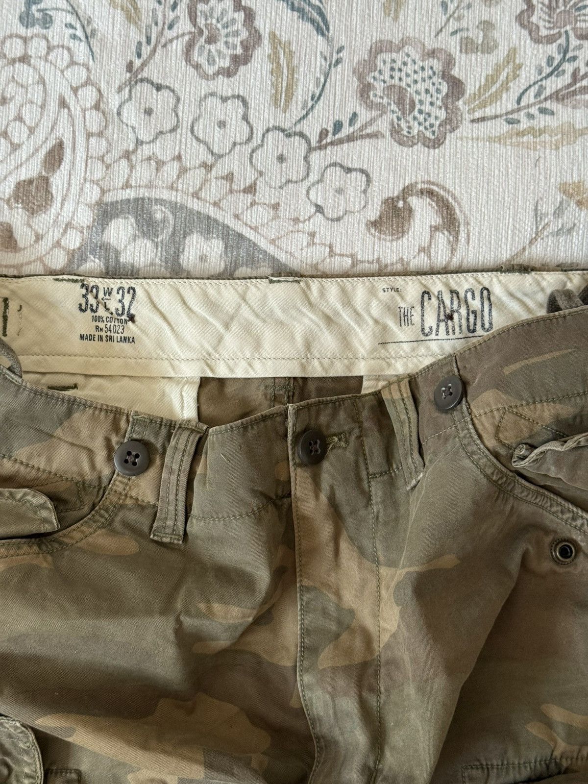 Other Vintage Camo Cargo Military Pants With Adjustable Straps Size US 33 - 7 Thumbnail