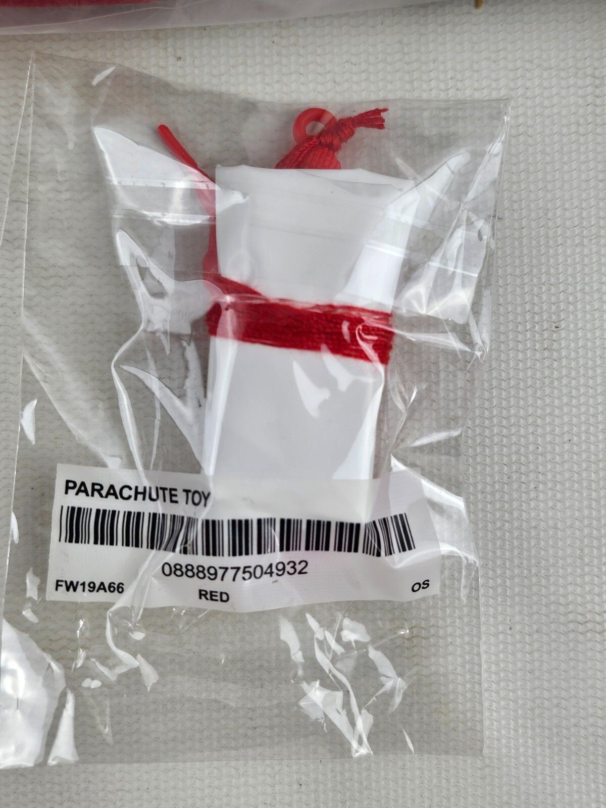 Supreme Supreme Molotov Tee Red T-Shirt MEDIUM SS18 + Pin Scratch Size US M / EU 48-50 / 2 - 4 Thumbnail
