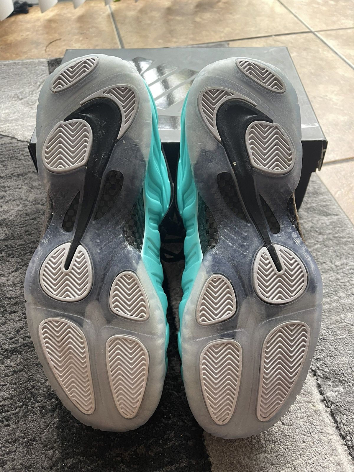 Nike 2017 Air Nike Foamposite Pro Island Green Size US 12 / EU 45 - 8 Thumbnail