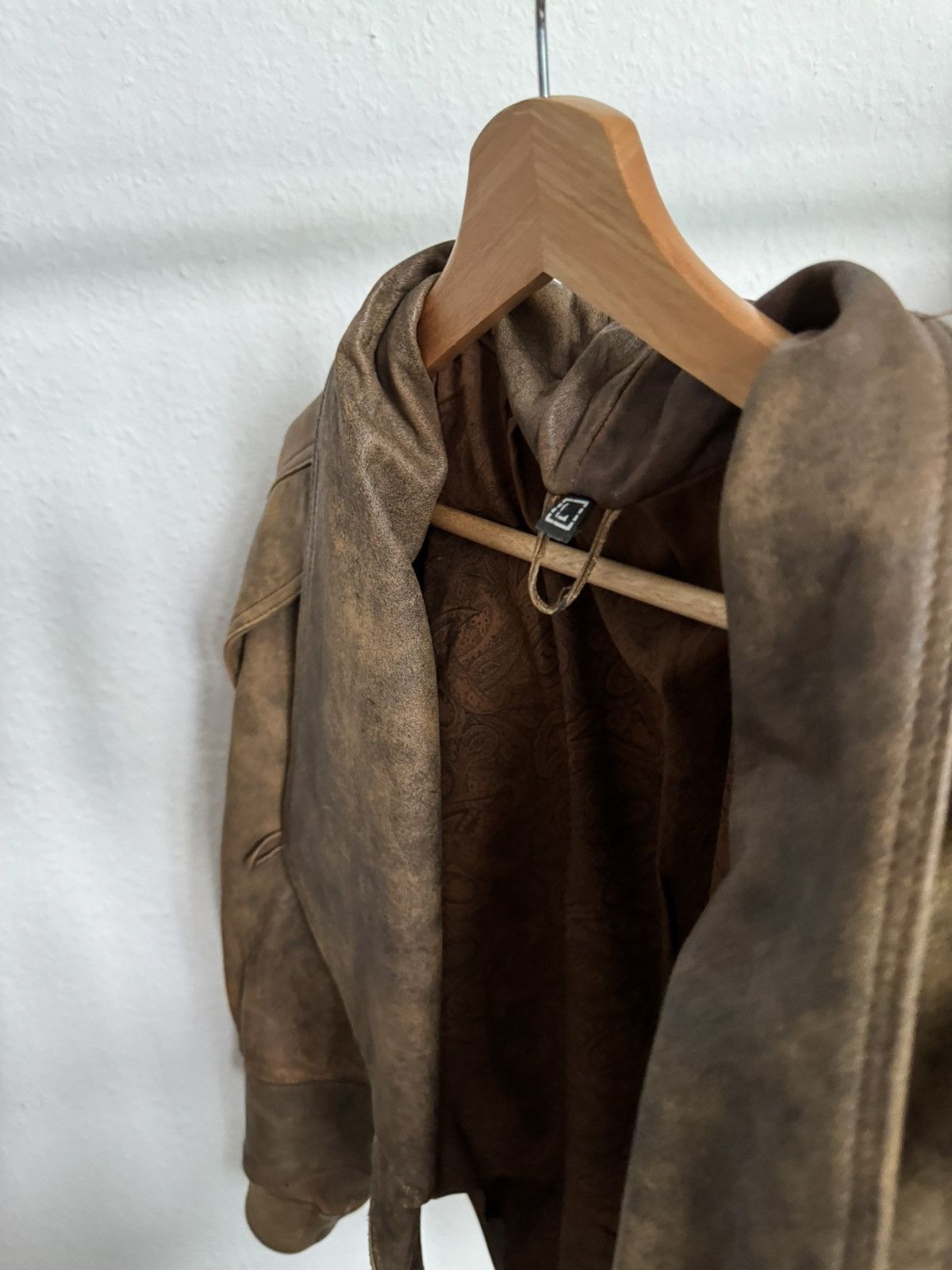 Genuine Leather Vintage Leather Bomber Jacket from 80’S Size US L / EU 52-54 / 3 - 10 Thumbnail