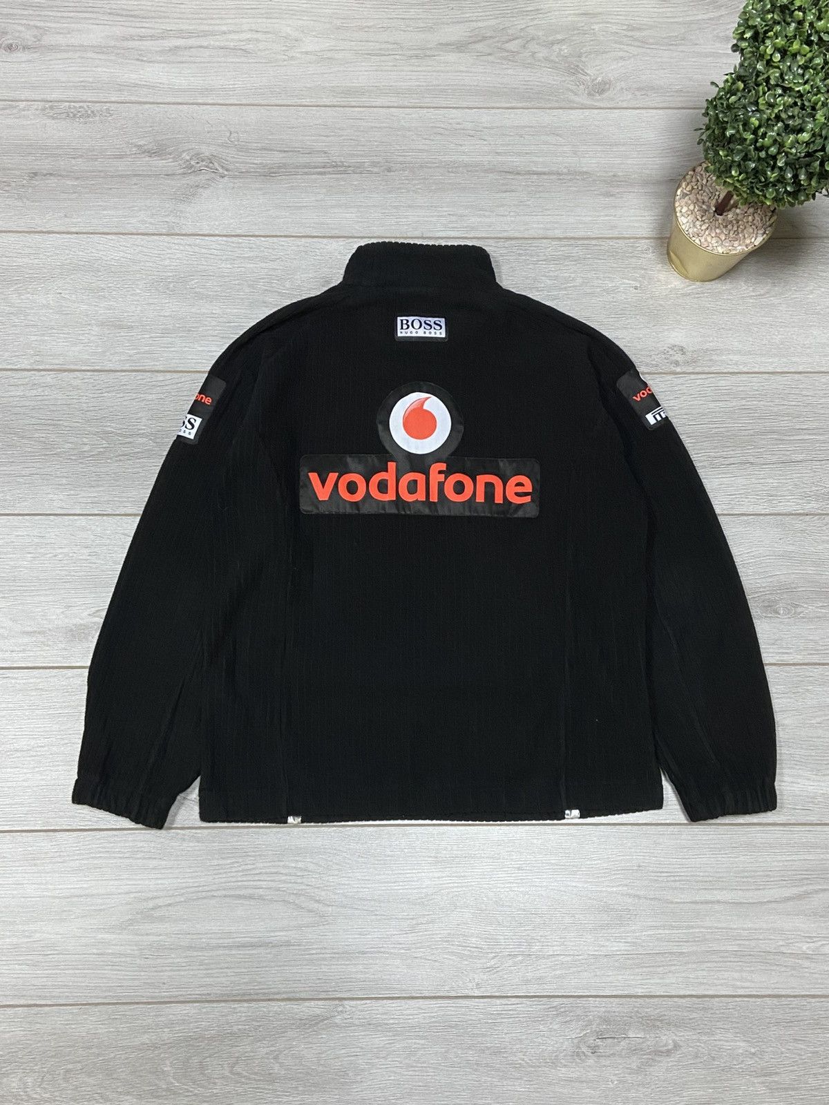 Hugo Boss Vintage Hugo Boss Vodafone McLaren Mercedes Half Zip Sweater Size US L / EU 52-54 / 3 - 2 Thumbnail
