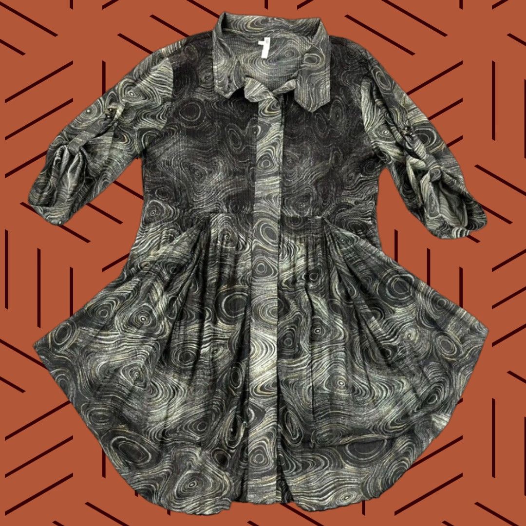 Vintage LINDI Shirt Womens XS Tunic Top Blouse Abstract Sheer Button Down Roll Tab L/S Shirt Blouse Womens XS LINDI Abstract Sheer Button Down Roll Tab L/S Size XS / US 0-2 / IT 36-38 - 1 Thumbnail