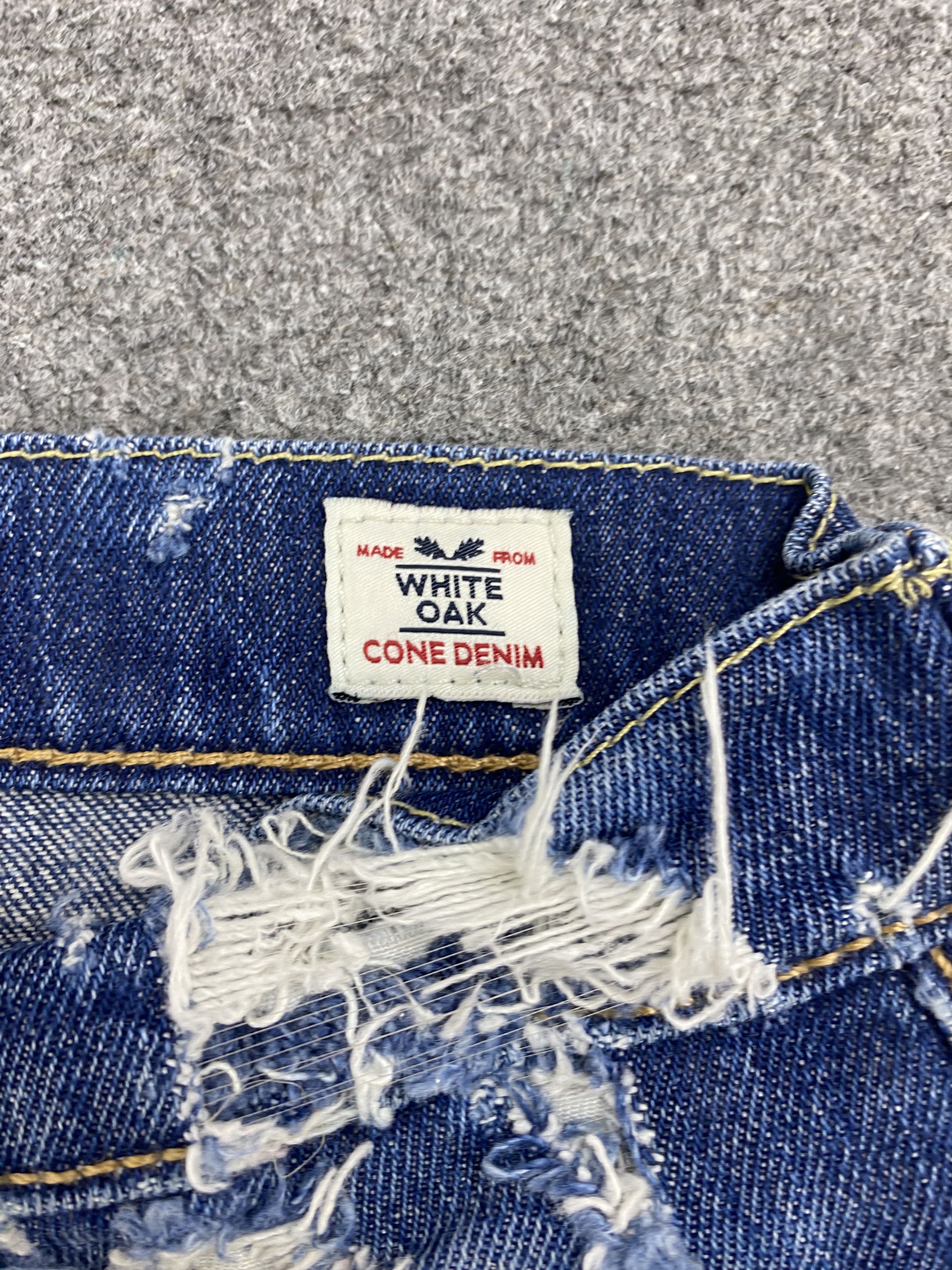 Levi's × Vintage Distressed Vintage Levi's 541 Denim Jeans Size US 34 / EU 50 - 7 Thumbnail