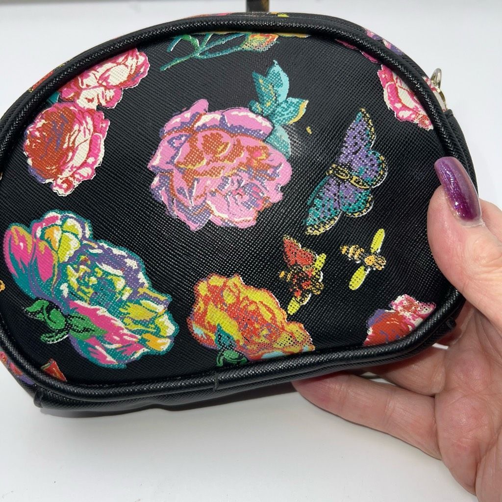 Betsey Johnson Betsey Johnson Butterfly Makeup Case Size ONE SIZE - 4 Thumbnail