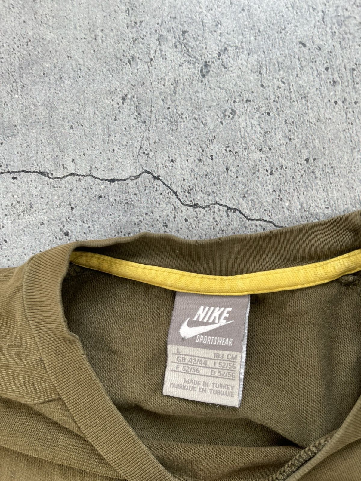 Nike × Vintage Rare! 80’s Vintage Nike T Shirt Size US L / EU 52-54 / 3 - 6 Thumbnail
