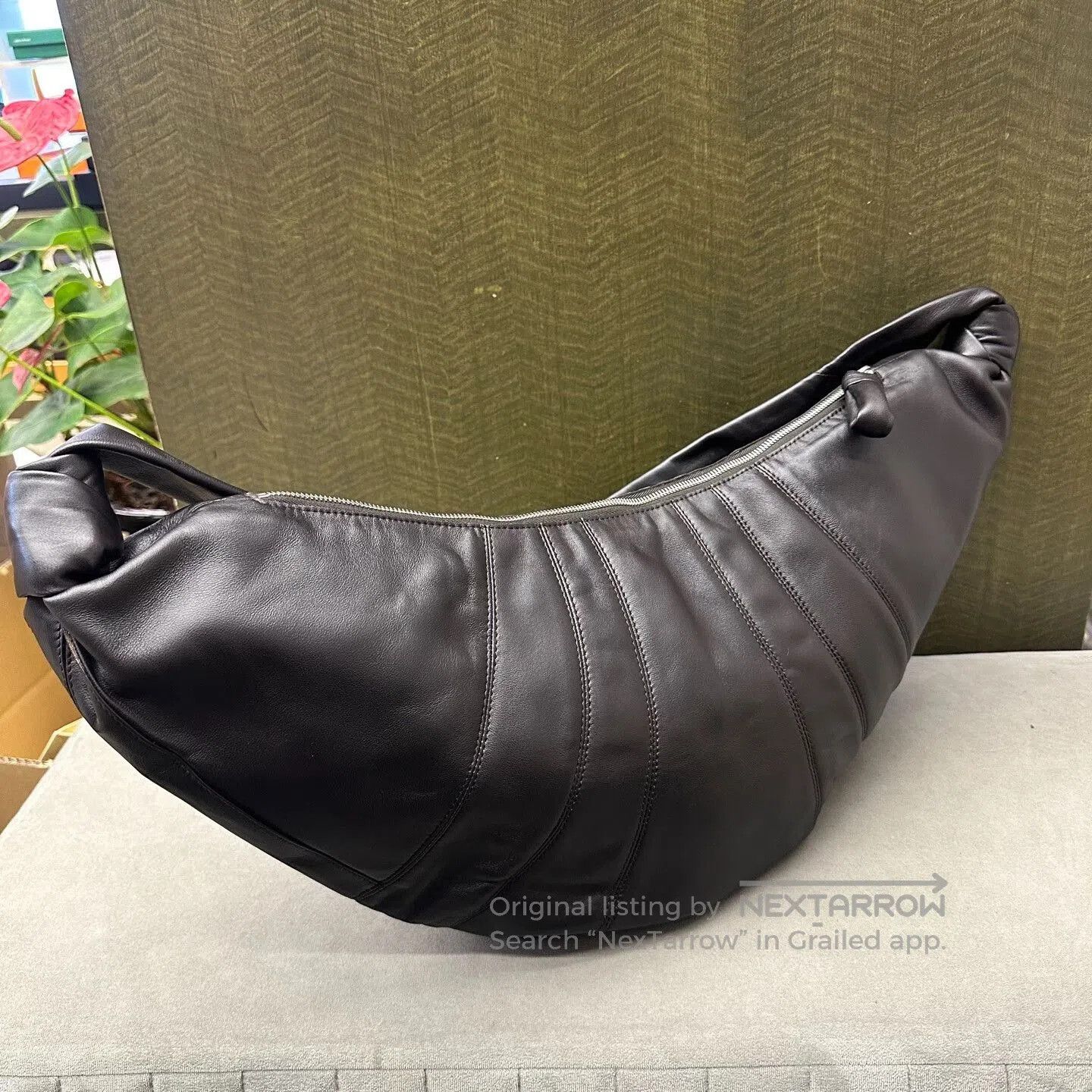 Lemaire Lemaire Large Croissant Crossbody Bag. Size ONE SIZE - 2 Thumbnail
