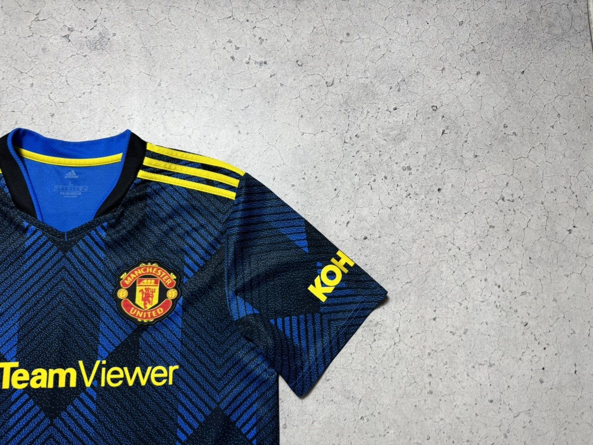 Adidas Adidas FC Manchester United 2021/2022 Soccer Jersey Size US L / EU 52-54 / 3 - 2 Thumbnail