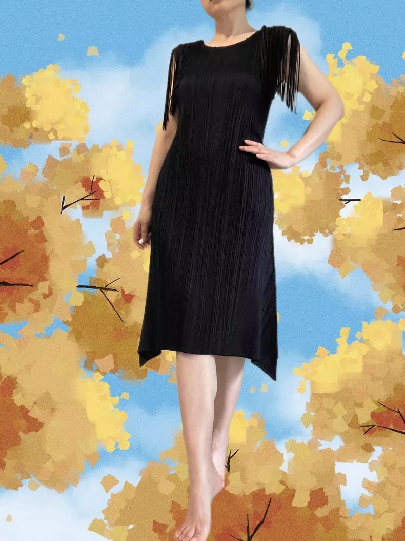 Issey Miyake Issey Miyake size:2 Black tassel dress Size XS / US 0-2 / IT 36-38 - 1 Thumbnail
