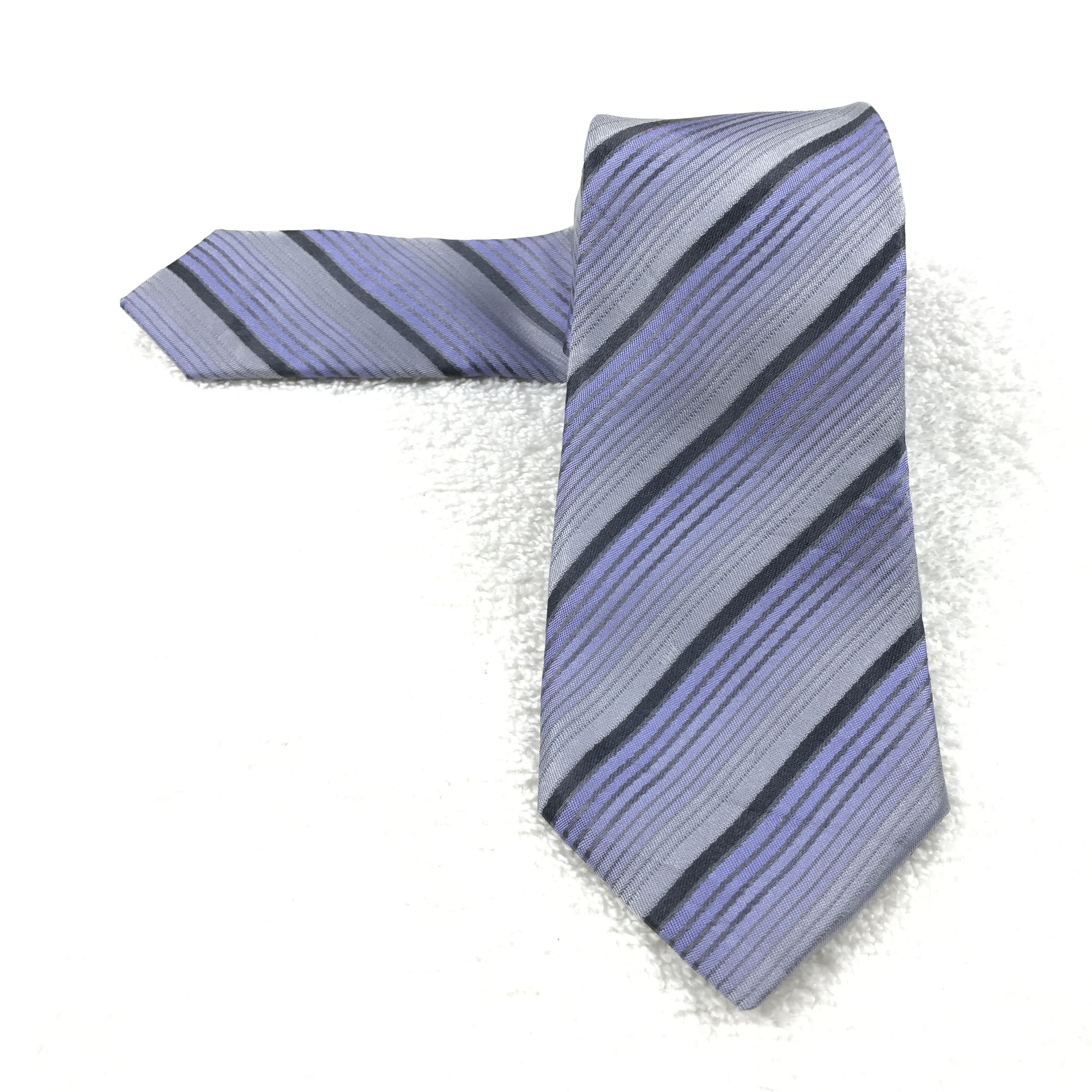 Calvin Klein × Designer × Vintage Vintage Calvin Klein Silk Necktie Size ONE SIZE - 1 Thumbnail