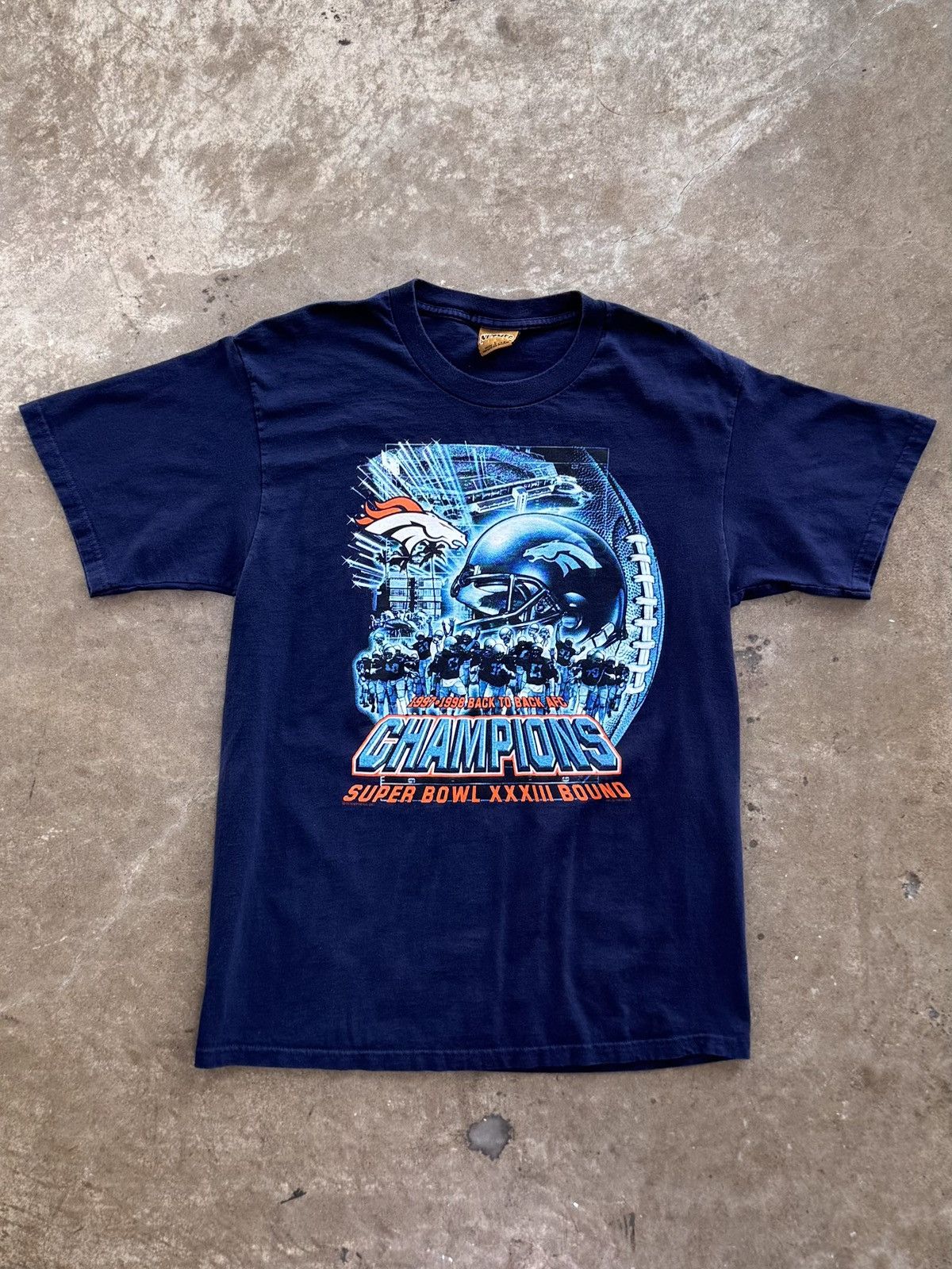 Vintage Vintage Denver Broncos 1998 Back to Back AFC Champions Tee L Size US L / EU 52-54 / 3 - 2 Thumbnail