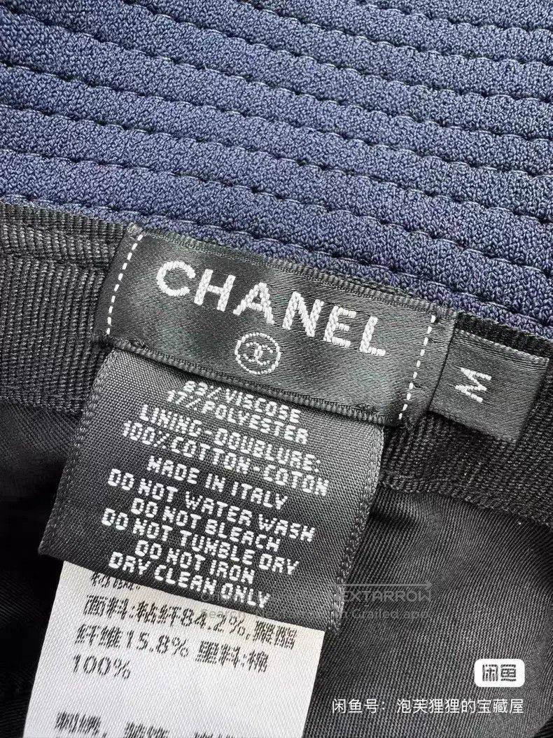 Chanel Chanel 20P dark blue bottom white double C clover printed Size ONE SIZE - 4 Thumbnail