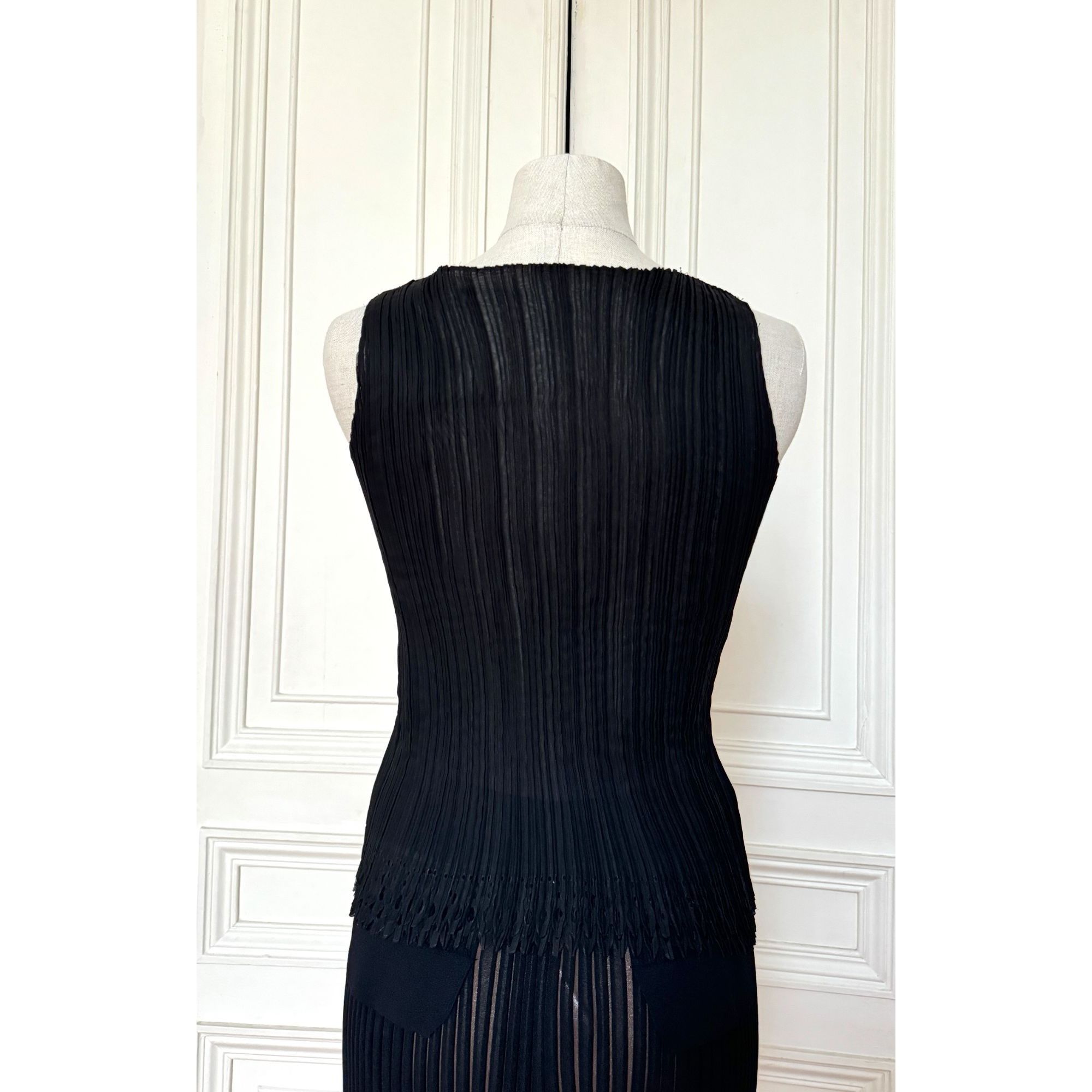 Issey Miyake Fête Black Pleated Tank Top Size M / US 6-8 / IT 42-44 - 4 Thumbnail
