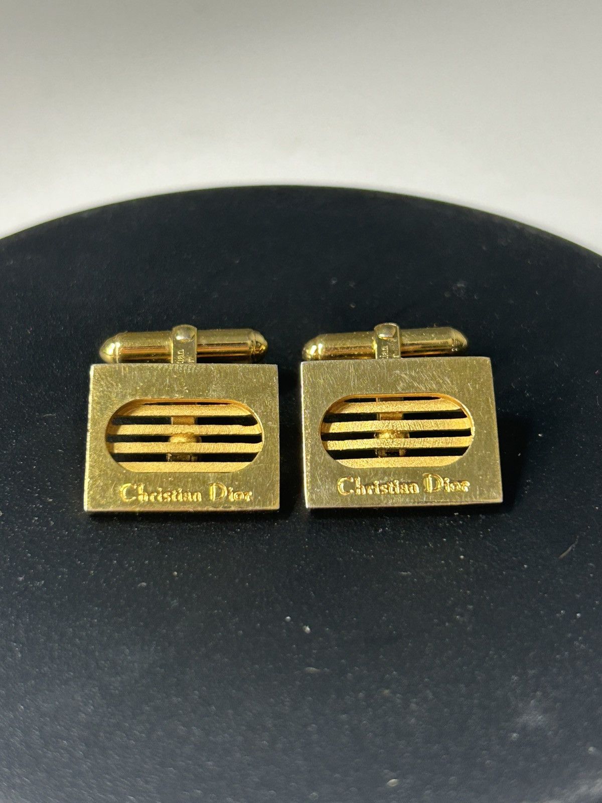 Dior Vintage Christian Dior Gold Tone Cufflinks Set Size ONE SIZE - 1 Thumbnail