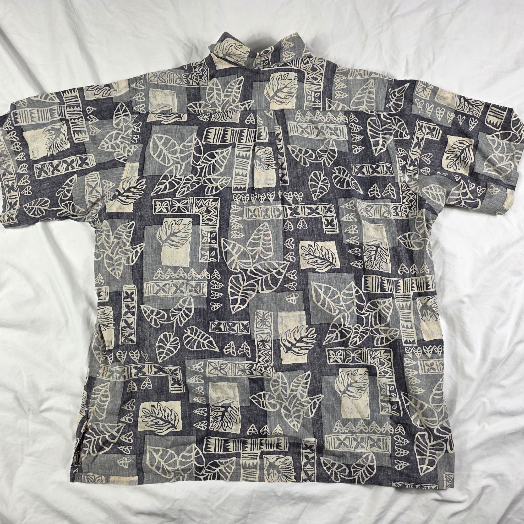 Other Vintage Go Barefoot Mens Size XL Gray Shirt Tropical Tapa Re Size US XL / EU 56 / 4 - 2 Thumbnail