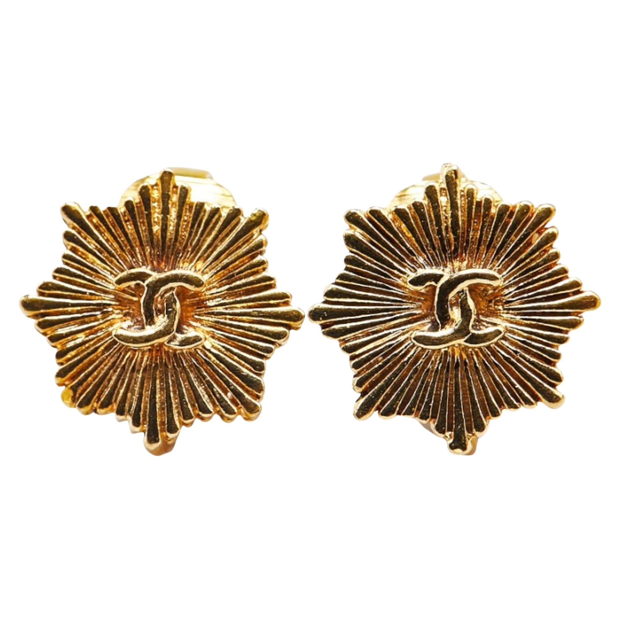 Chanel Chanel Coco Mark earring Size ONE SIZE - 1 Thumbnail