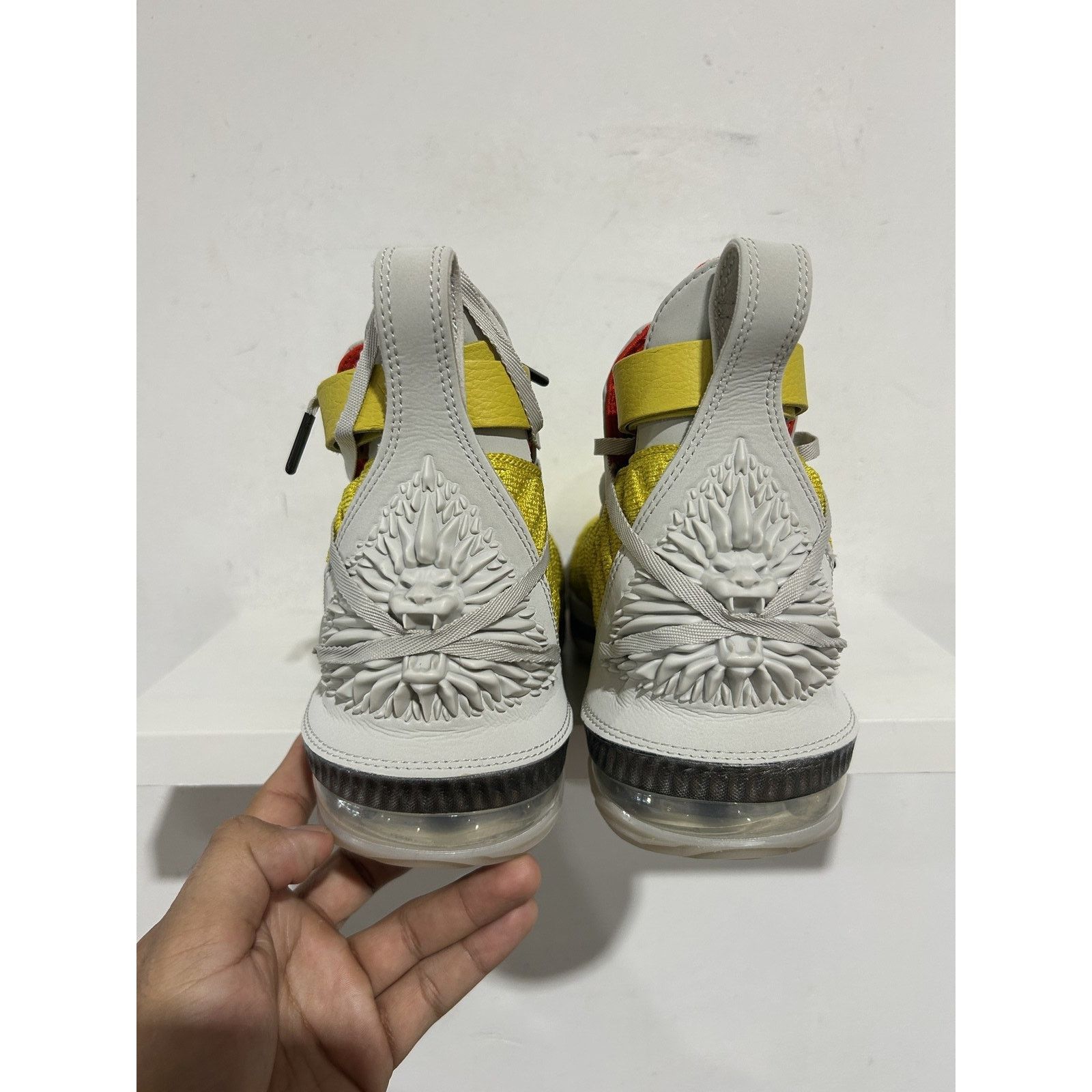 Nike NIKE LEBRON 16 HARLEM FASHION ROW HARLEM STAGE SIZE 7.5 NEW Size US 7.5 / EU 40-41 - 3 Thumbnail