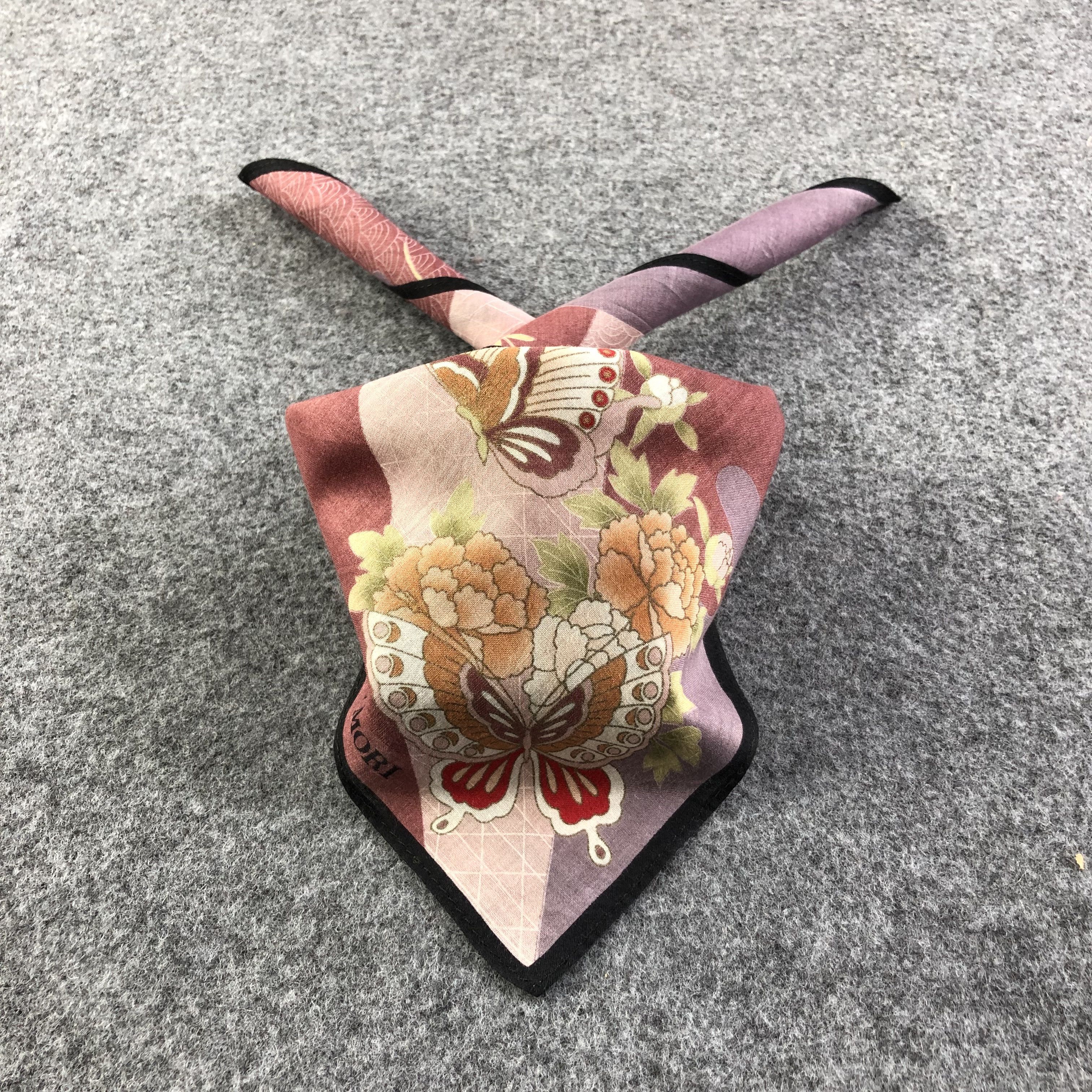 Hanae Mori × Vintage Hanae Mori Handkerchief Neckerchief Bandana H2254 Size ONE SIZE - 2 Thumbnail