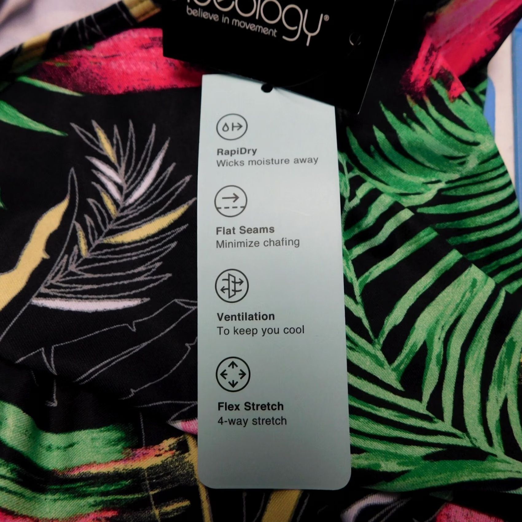 Vintage Ideology Tank Black 2XL Scoop Neck Spaghetti Straps Active X-Back Casual Fitness Gym Yoga Women 2XL Palms Floral Pattern Sleeveless Sleeveless Shirt? Size XXL / US 16-18 / IT 52-54 - 7 Thumbnail