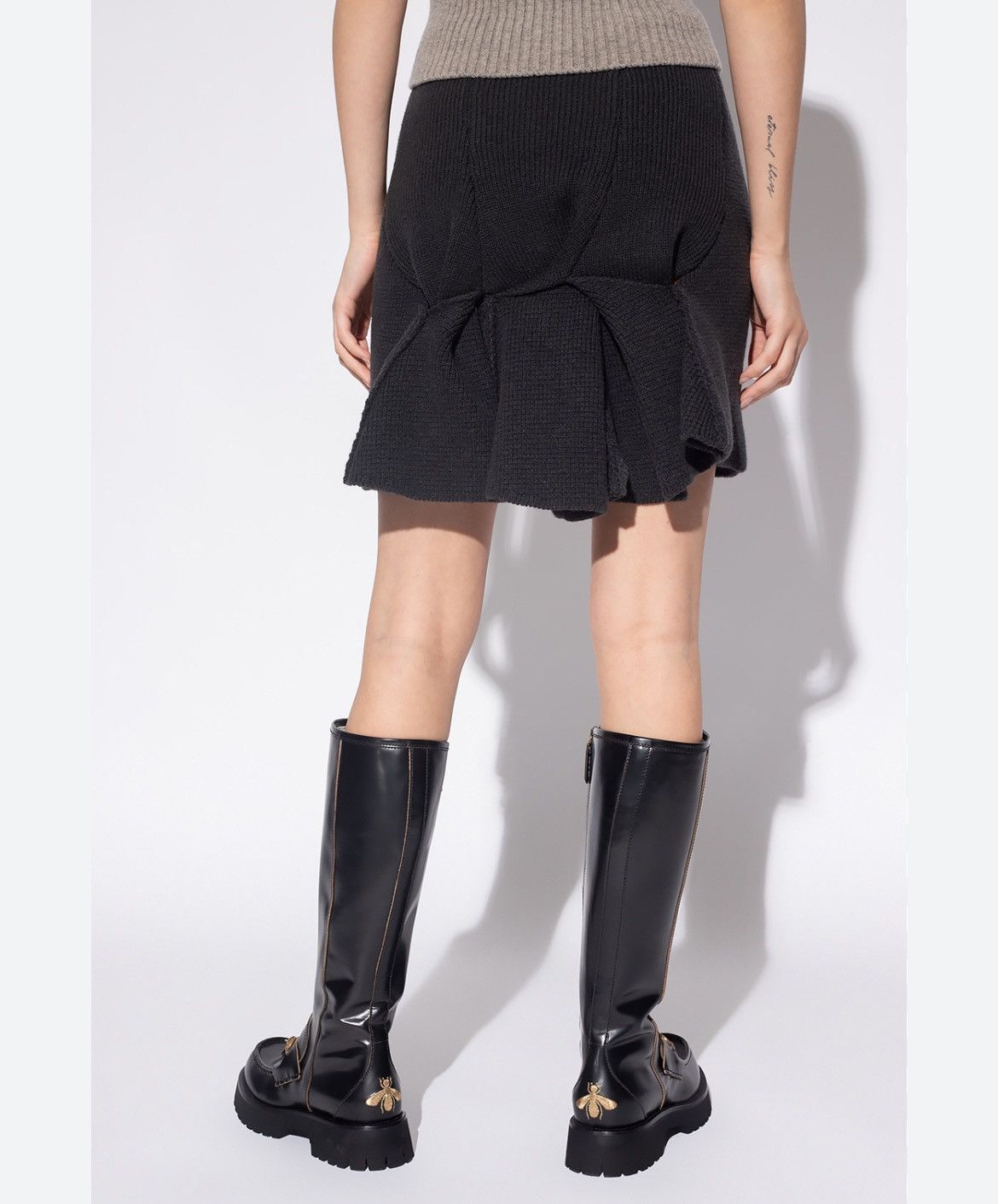Bottega Veneta ‘21 Salon 02 Runway Twisted Knit Skirt Size 28" / US 6 / IT 42 - 7 Thumbnail