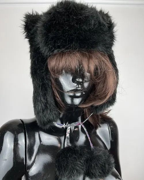 Vintage Avant-garde Trapped Fur ski hat with ears Lil Yachty style Size ONE SIZE - 4 Thumbnail