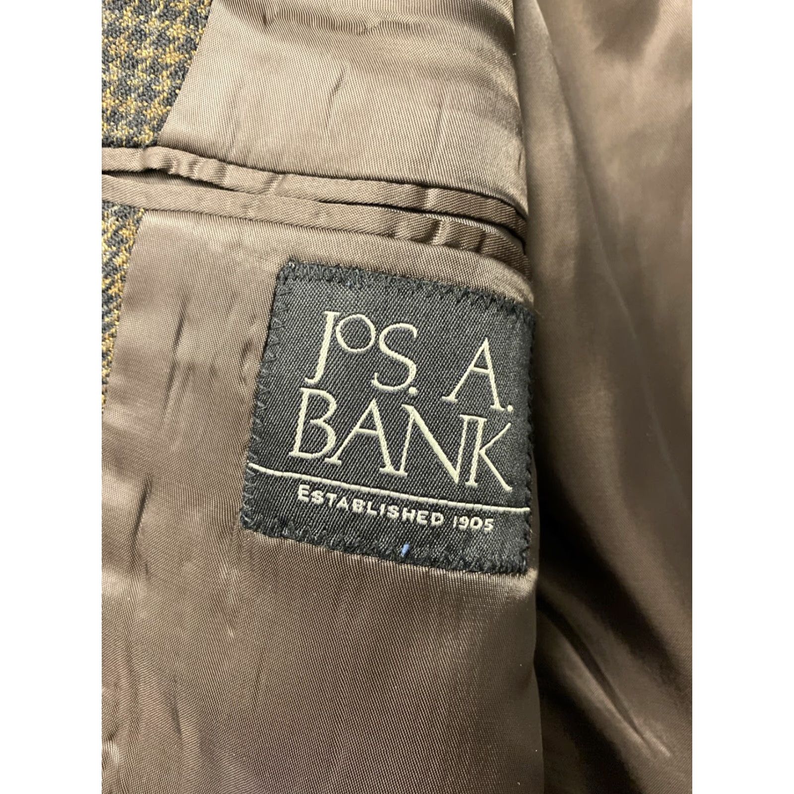Vintage Jos A Bank Blazer Mens 42 Brown Houndstooth Wool - 100% Wool - Regular Fit - Notch Lapel - Single-Breasted 2-Button Size 42R - 7 Thumbnail