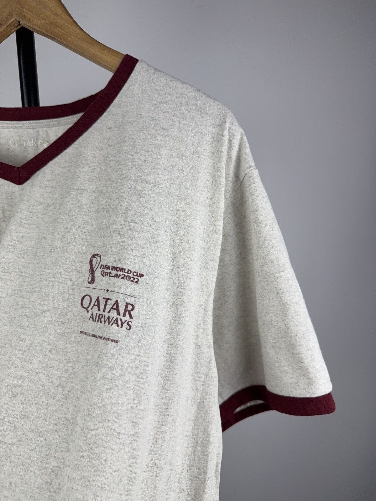 Vintage FIFA World Cup 2022 QATAR Airways Official Tee Shirt Size US L / EU 52-54 / 3 - 4 Thumbnail
