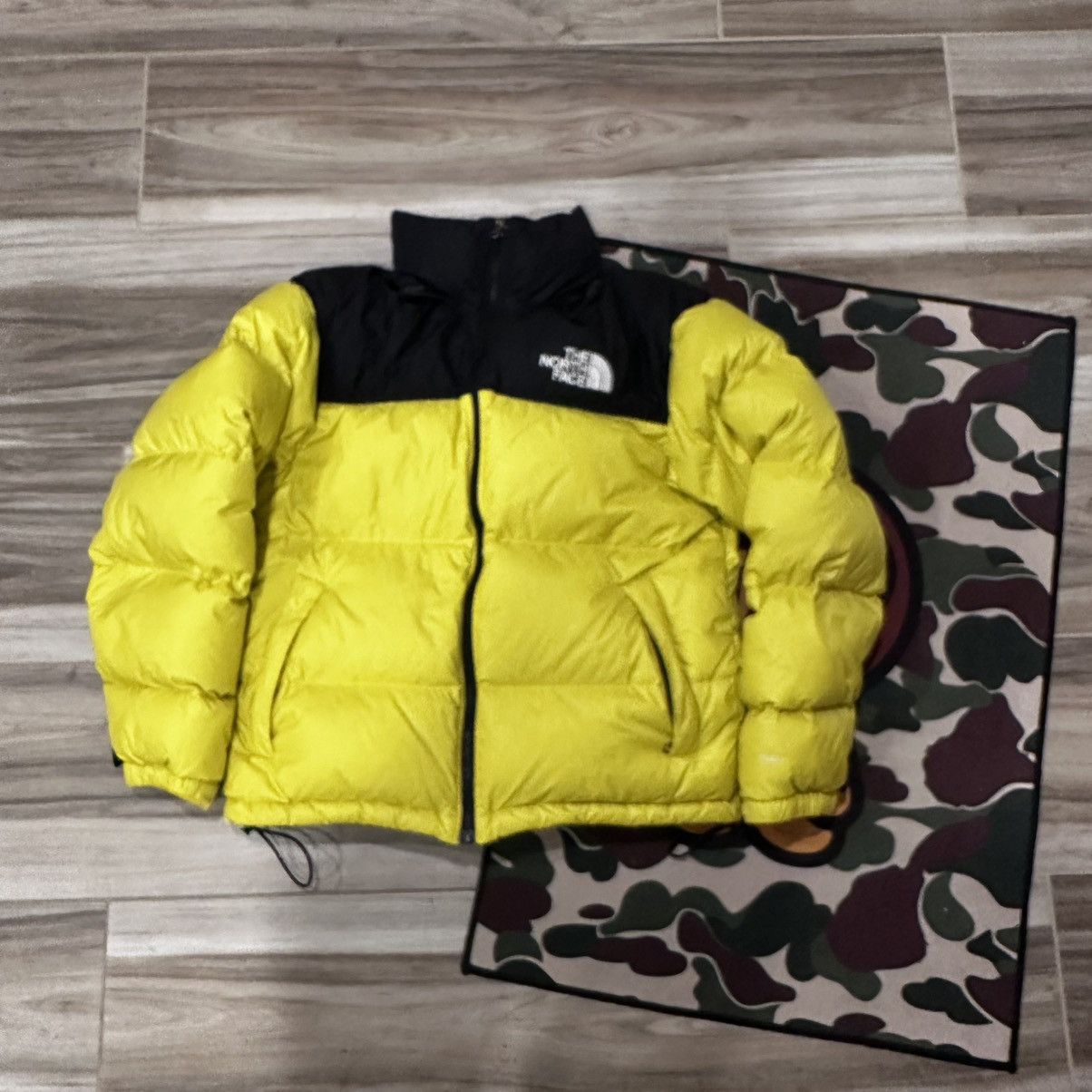 The North Face Yellow The North Face 1996 Retro Nuptse Down Puffer Jacket Size US S / EU 44-46 / 1 - 1 Thumbnail
