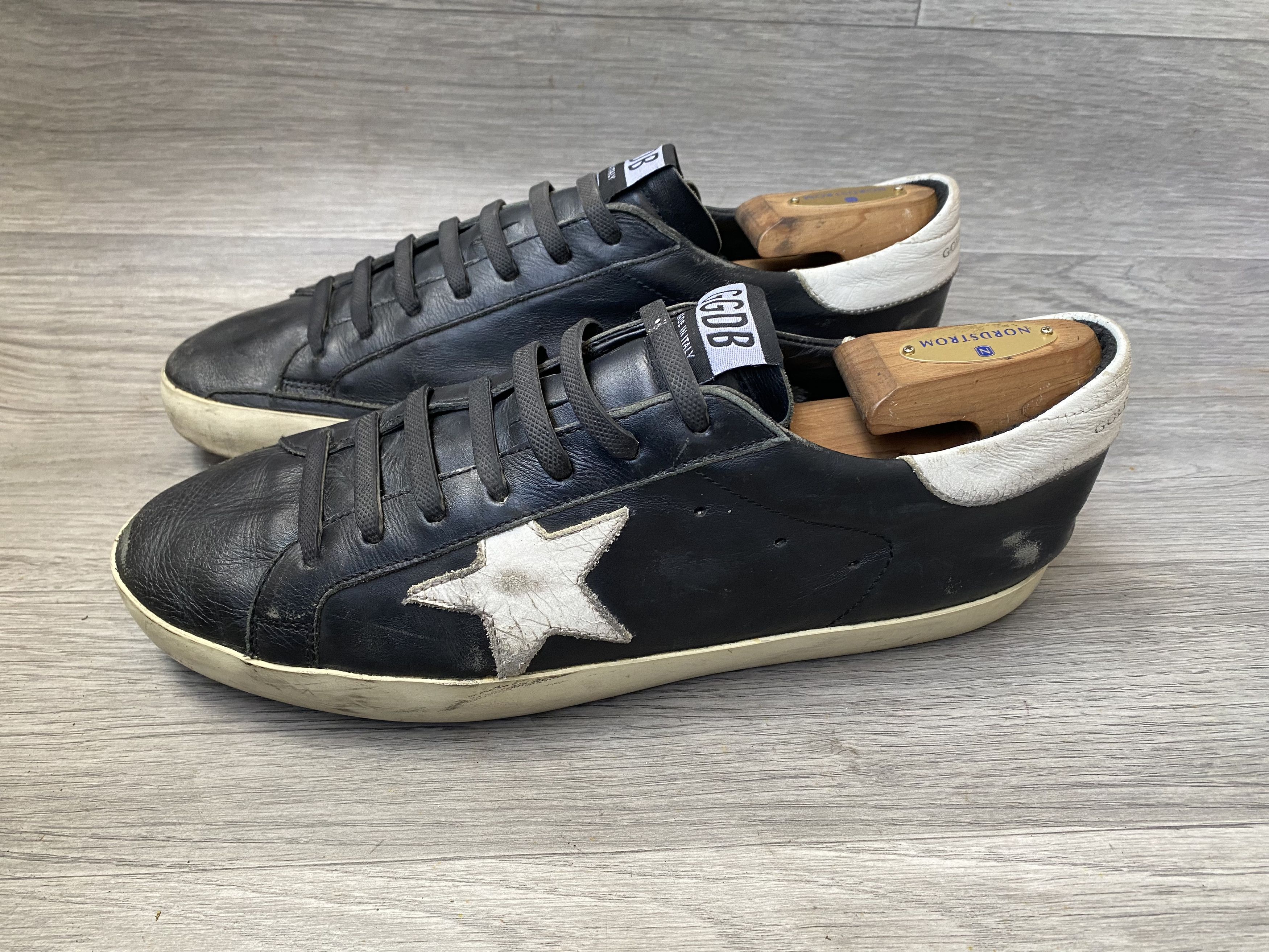 Golden Goose Golden goose superstar low top sneakers sz 42 Size US 9 / EU 42 - 1 Thumbnail